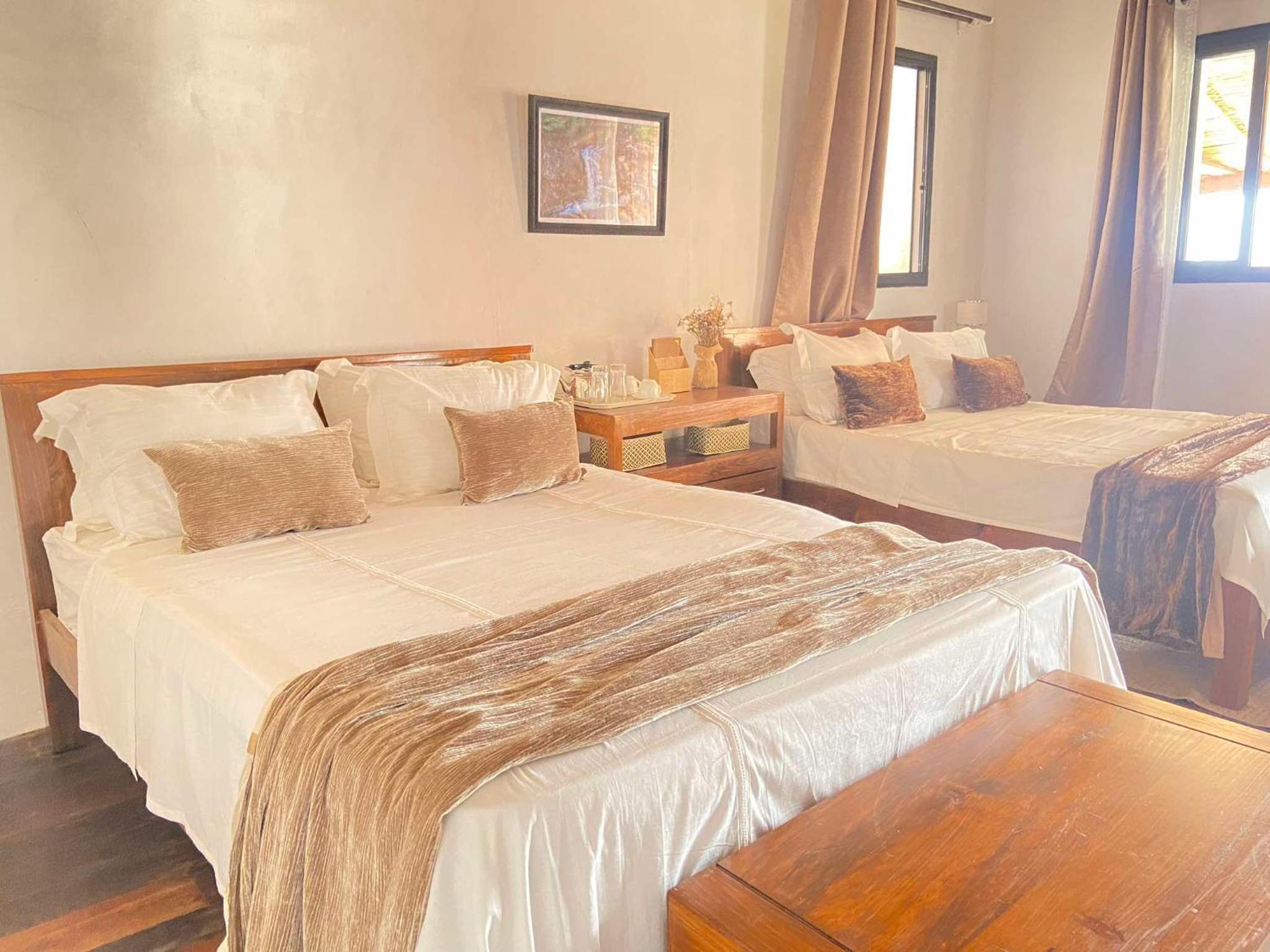 Double or Twin Room with City View photo 1