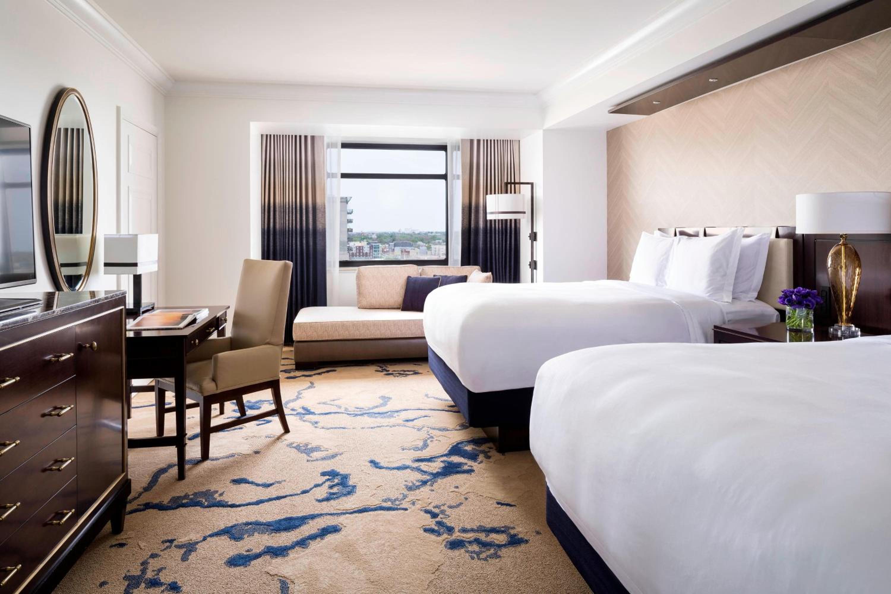 Queen Room with Two Queen Beds - Photo 1