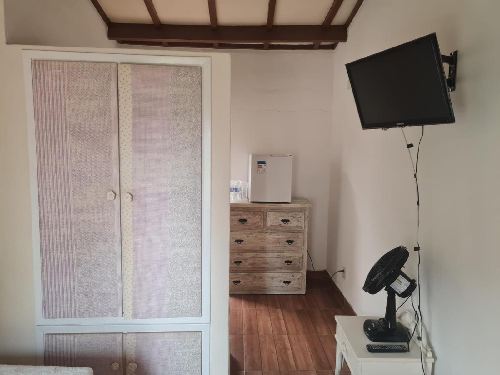 Large Double Room photo 3