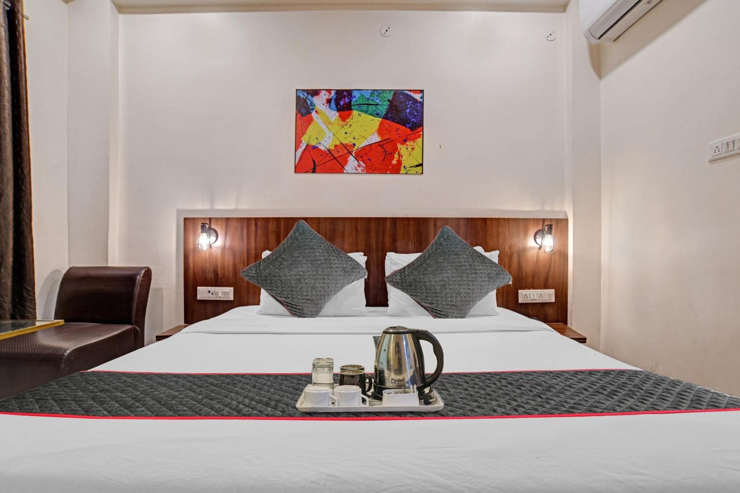Classic Triple Room - Photo 9