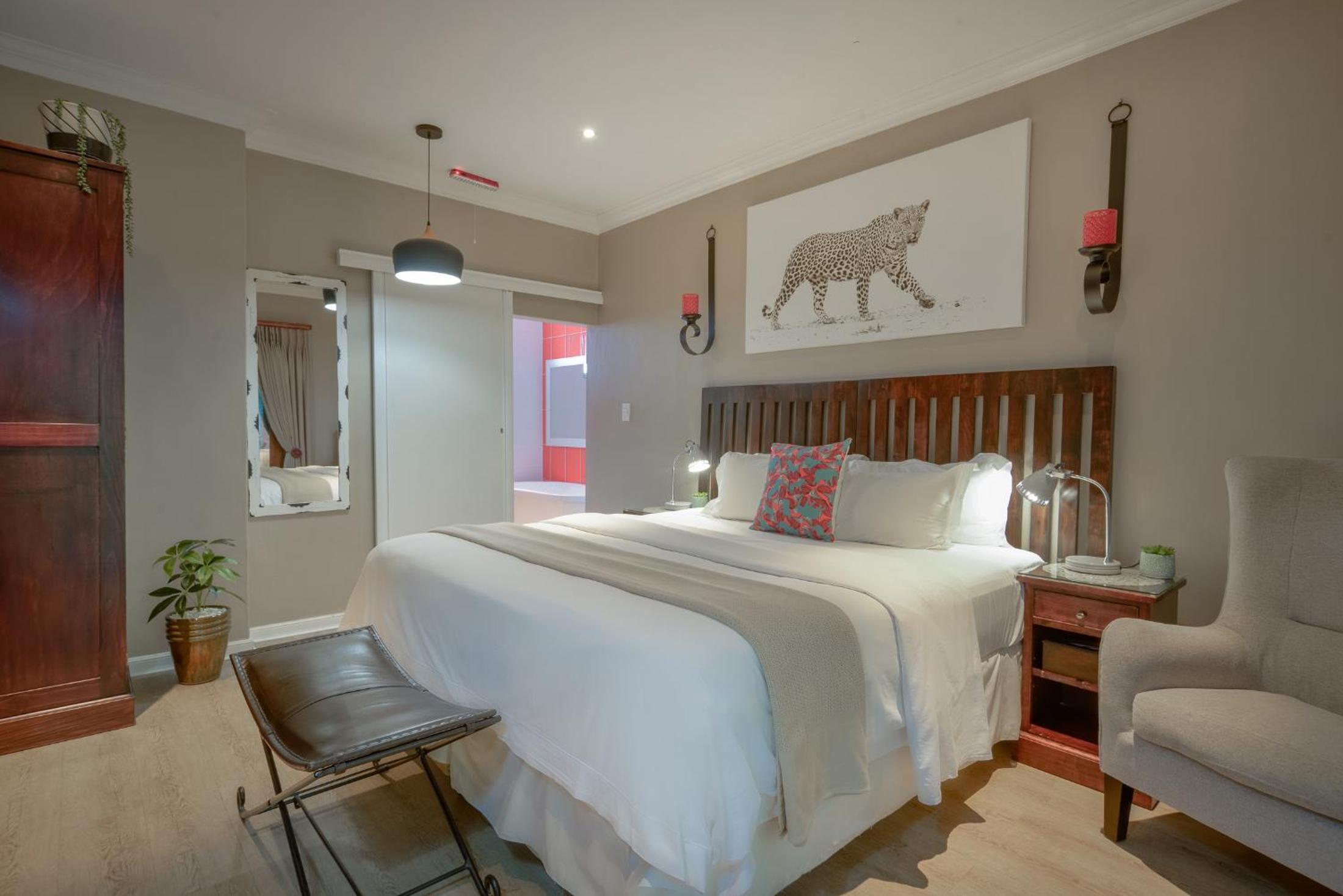 Luxury Room - Photo 7