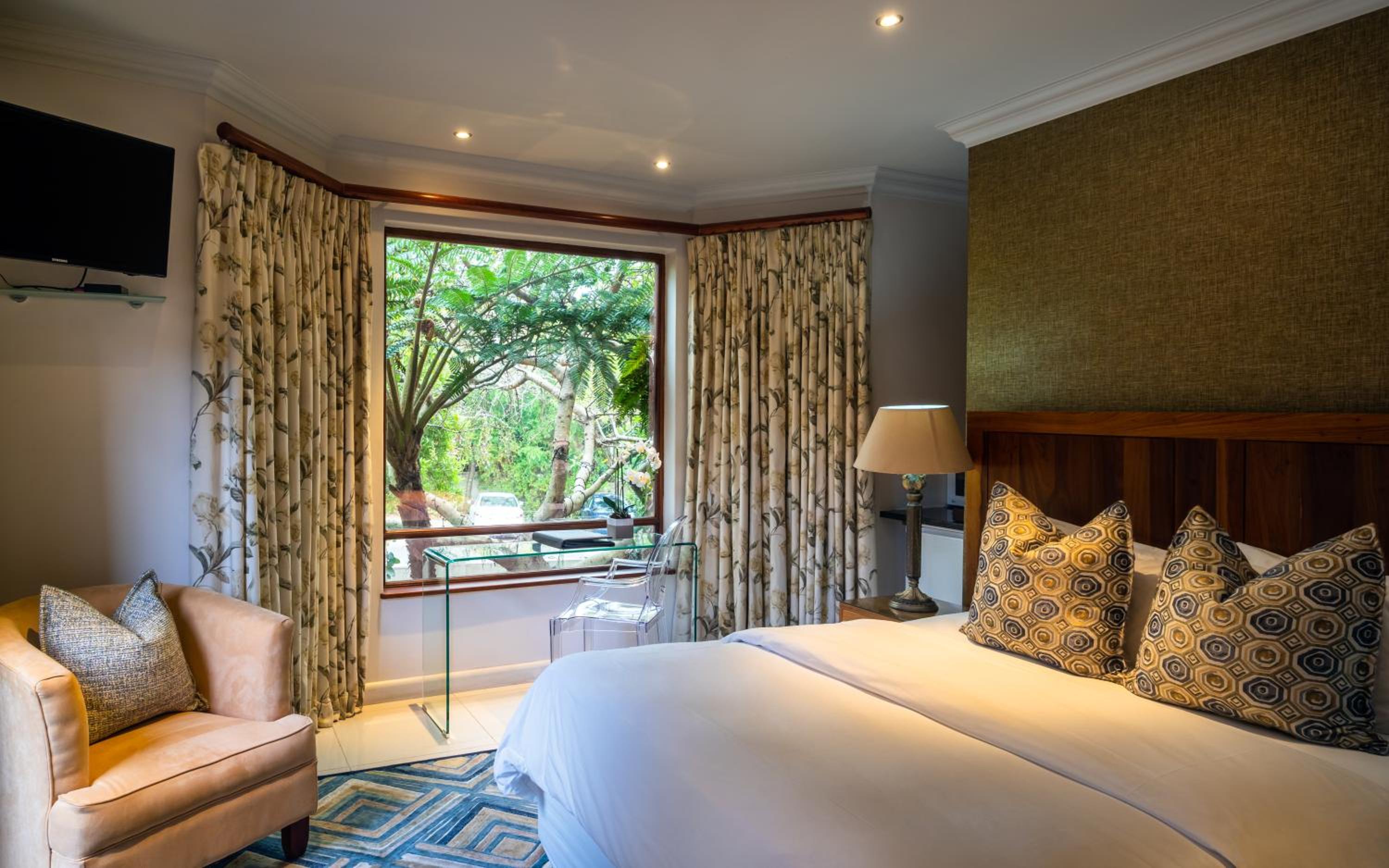 Luxury Room - Photo 5
