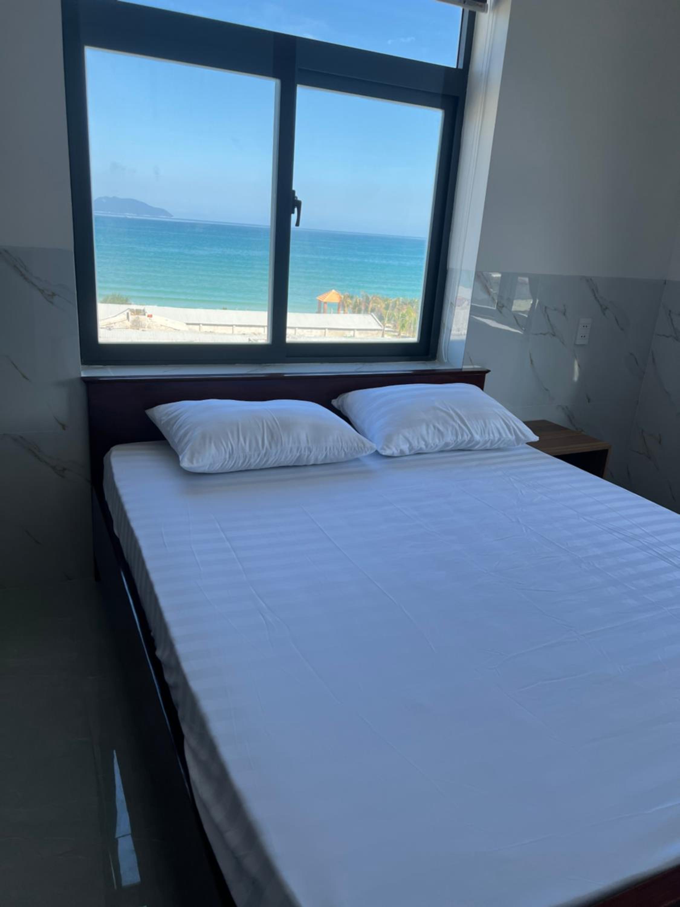 Double Room with Sea View photo 2