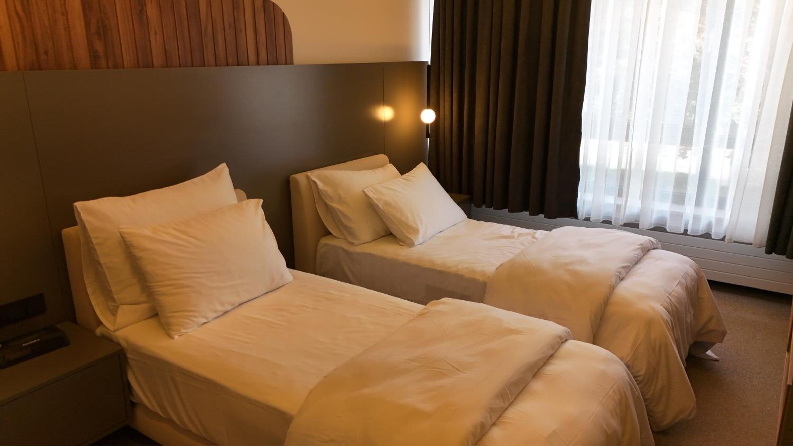 Budget Twin Room photo 2