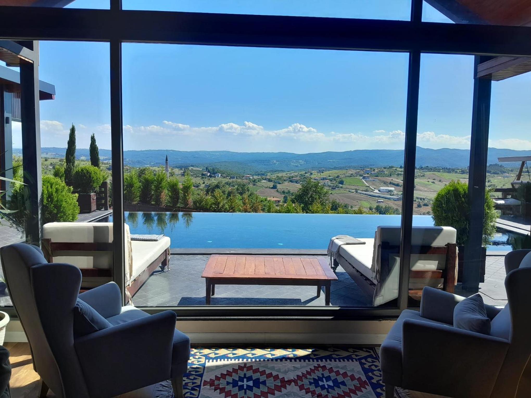 One-Bedroom Villa photo 1