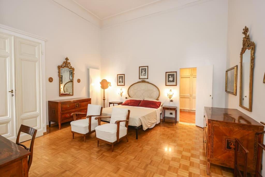 Two-Bedroom Standard Apartment photo 1