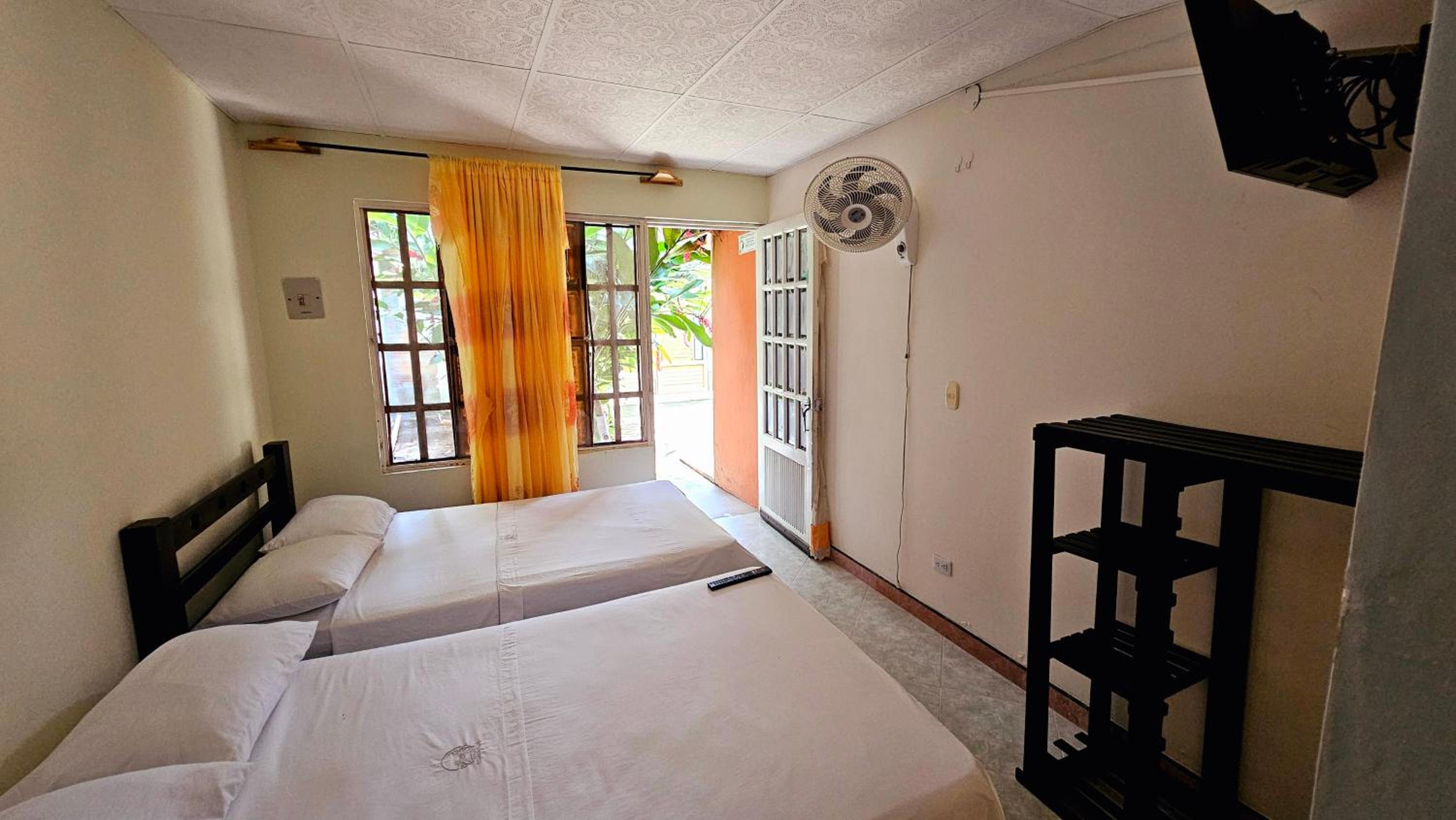 Apartment photo 1