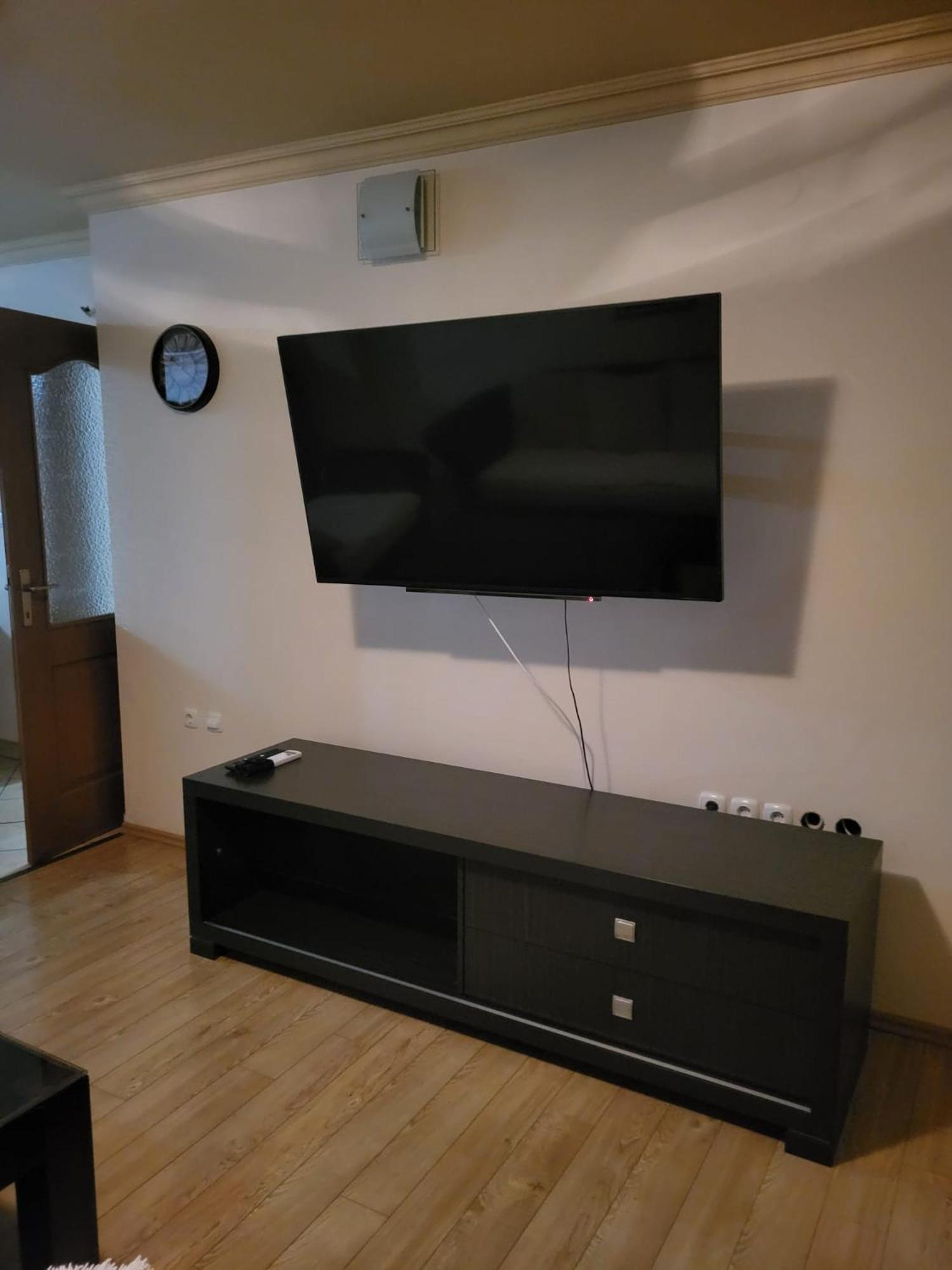 Three-Bedroom Apartment photo 1