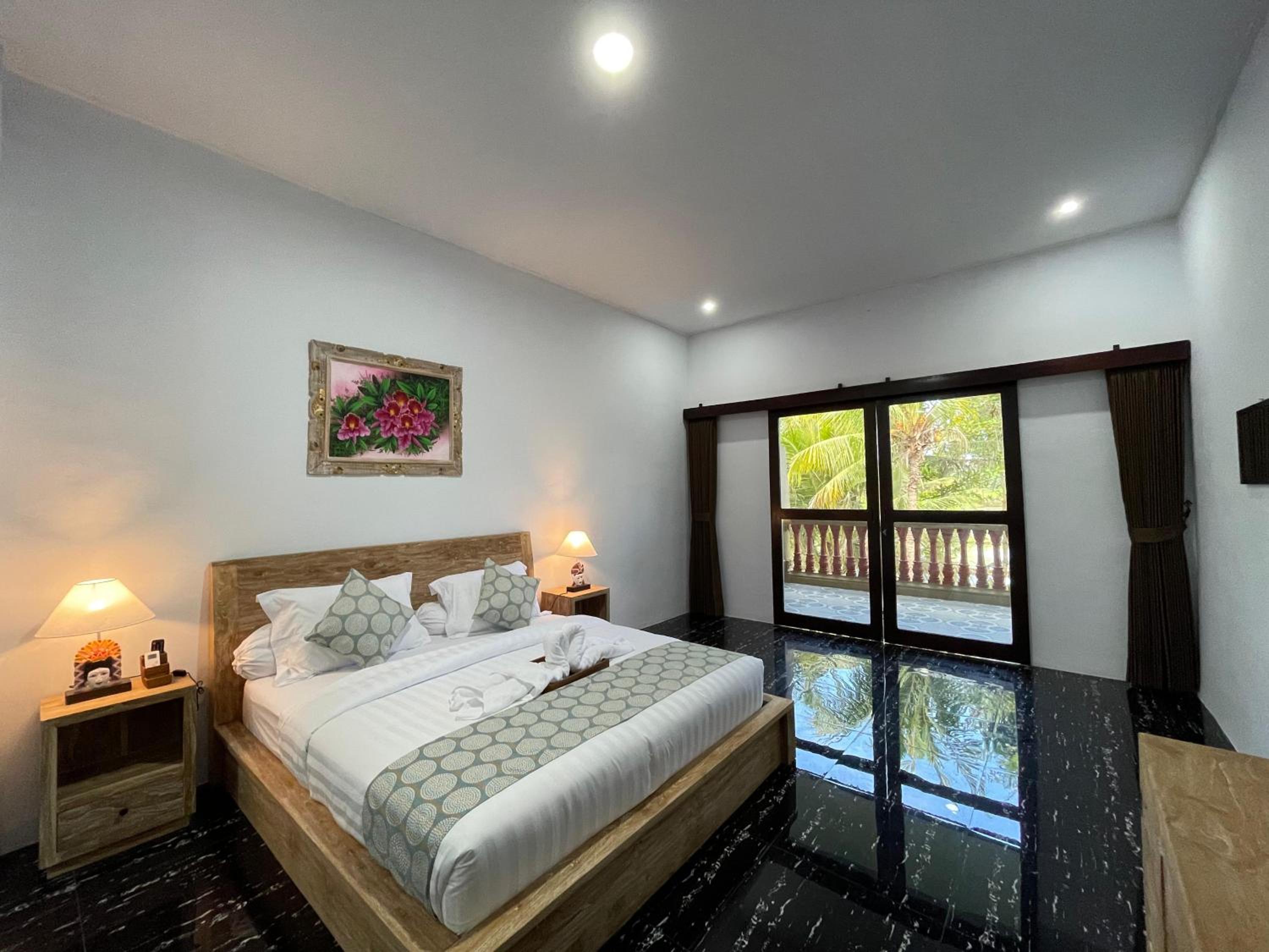 Double Room - Photo 12