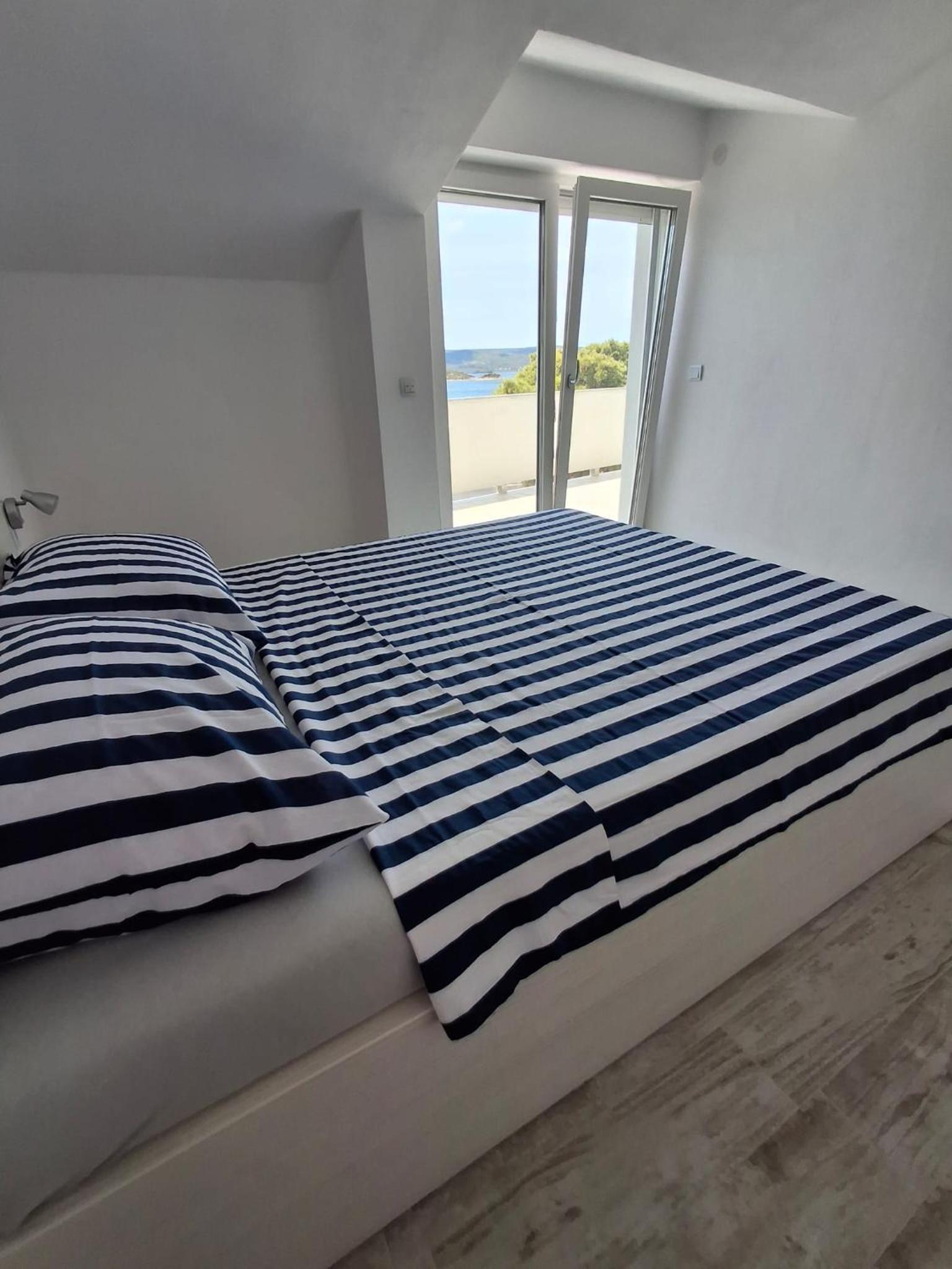 Deluxe Double Room With Balcony And Sea View photo 3