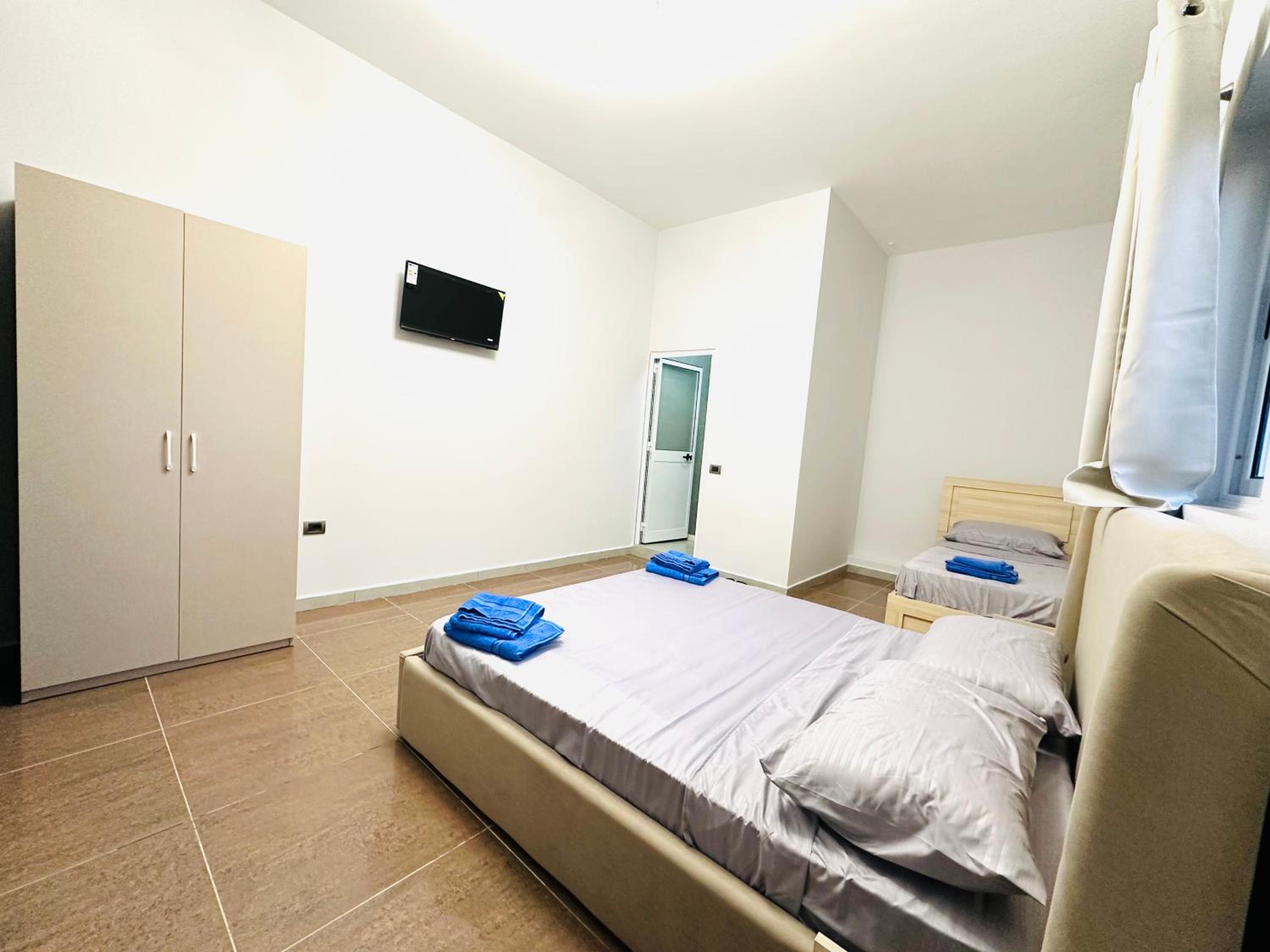 Standard Triple Room photo 2