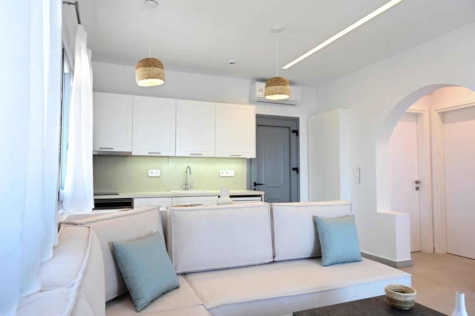 One-Bedroom House photo 3
