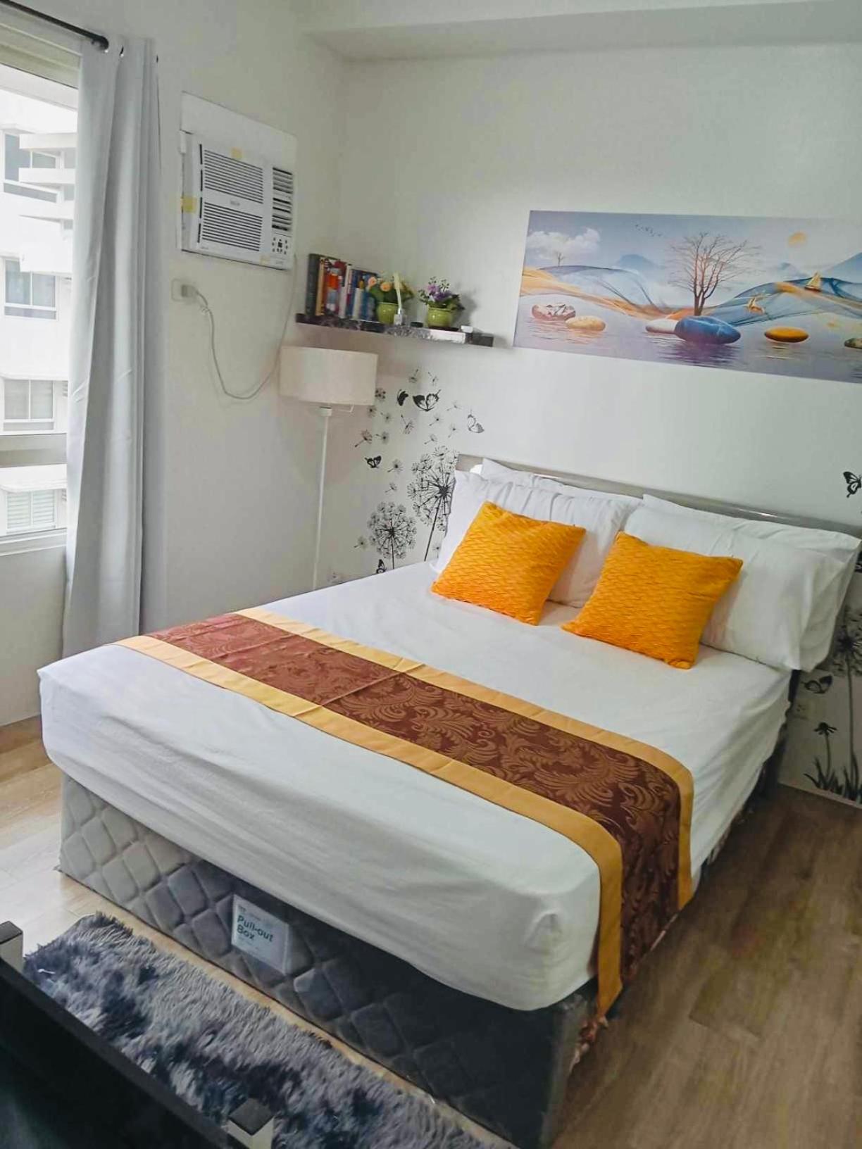 Studio Apartment photo 1