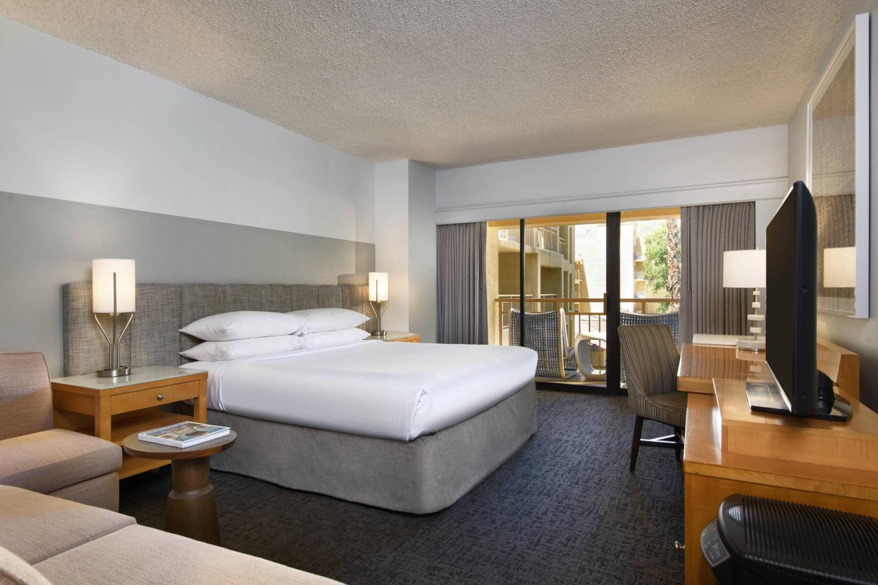 King Room with Pool View and Balcony - Allergy Friendly - (No Resort Fees) photo 1