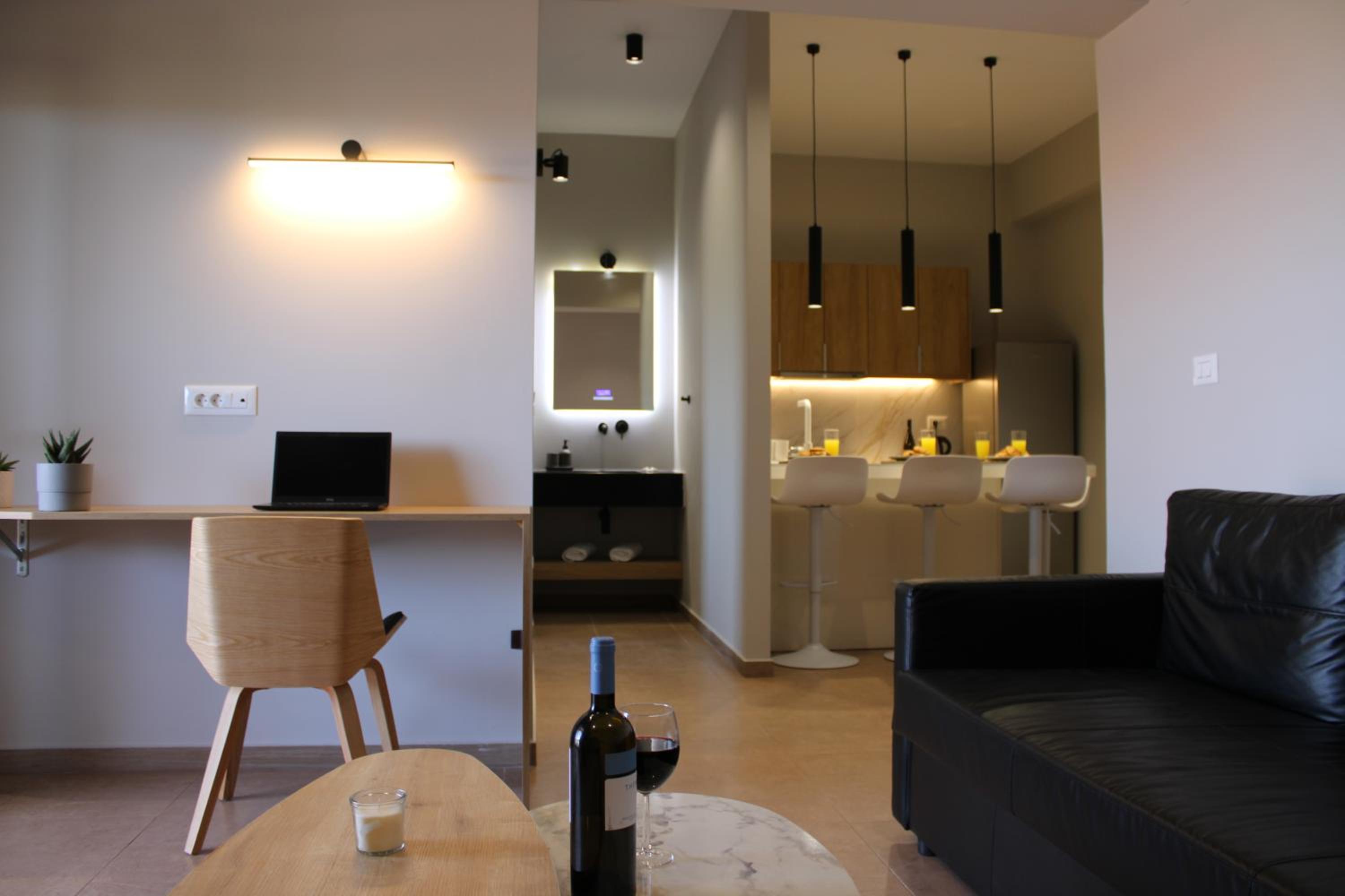 One-Bedroom Apartment