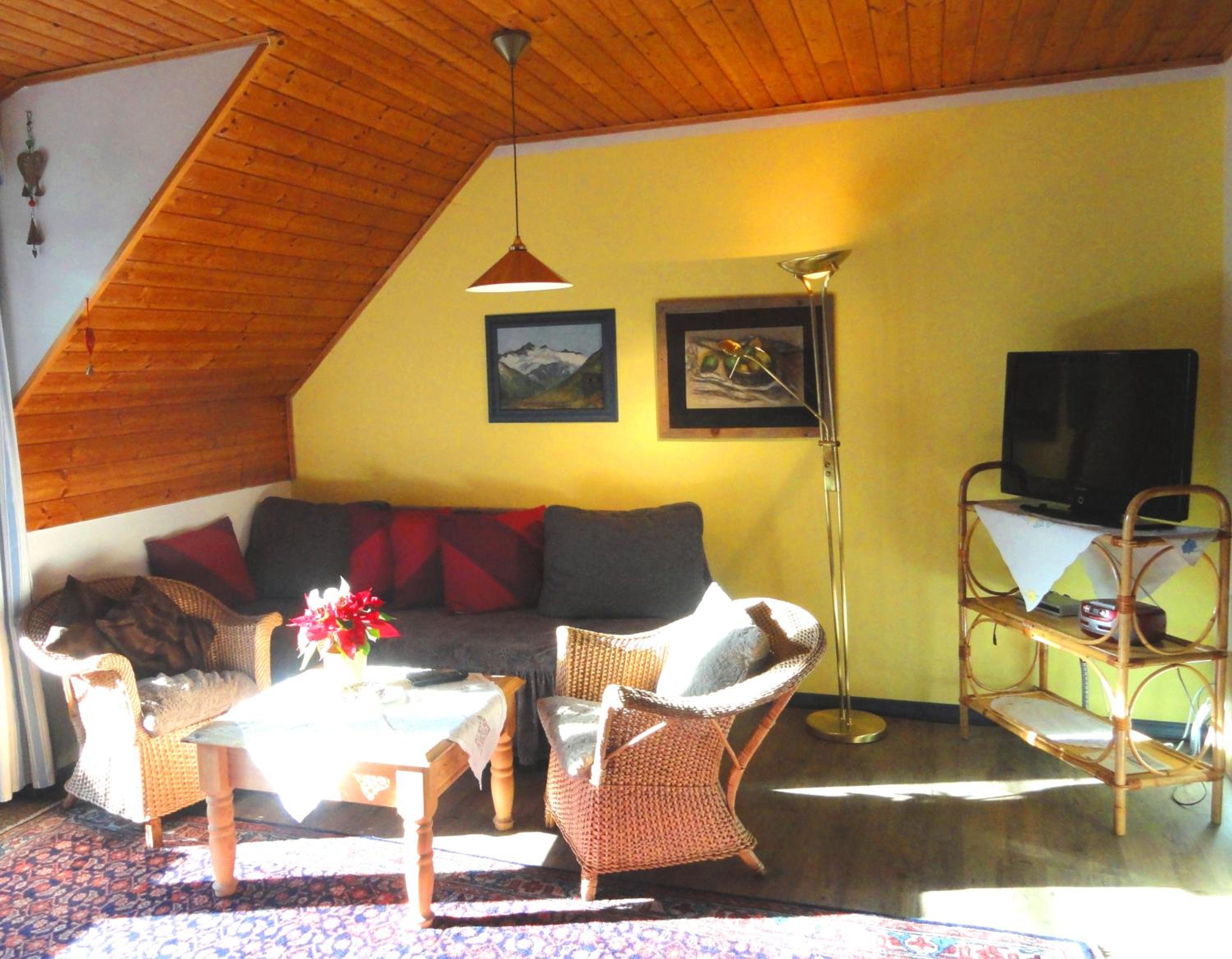 One-Bedroom Apartment with Balcony photo 1