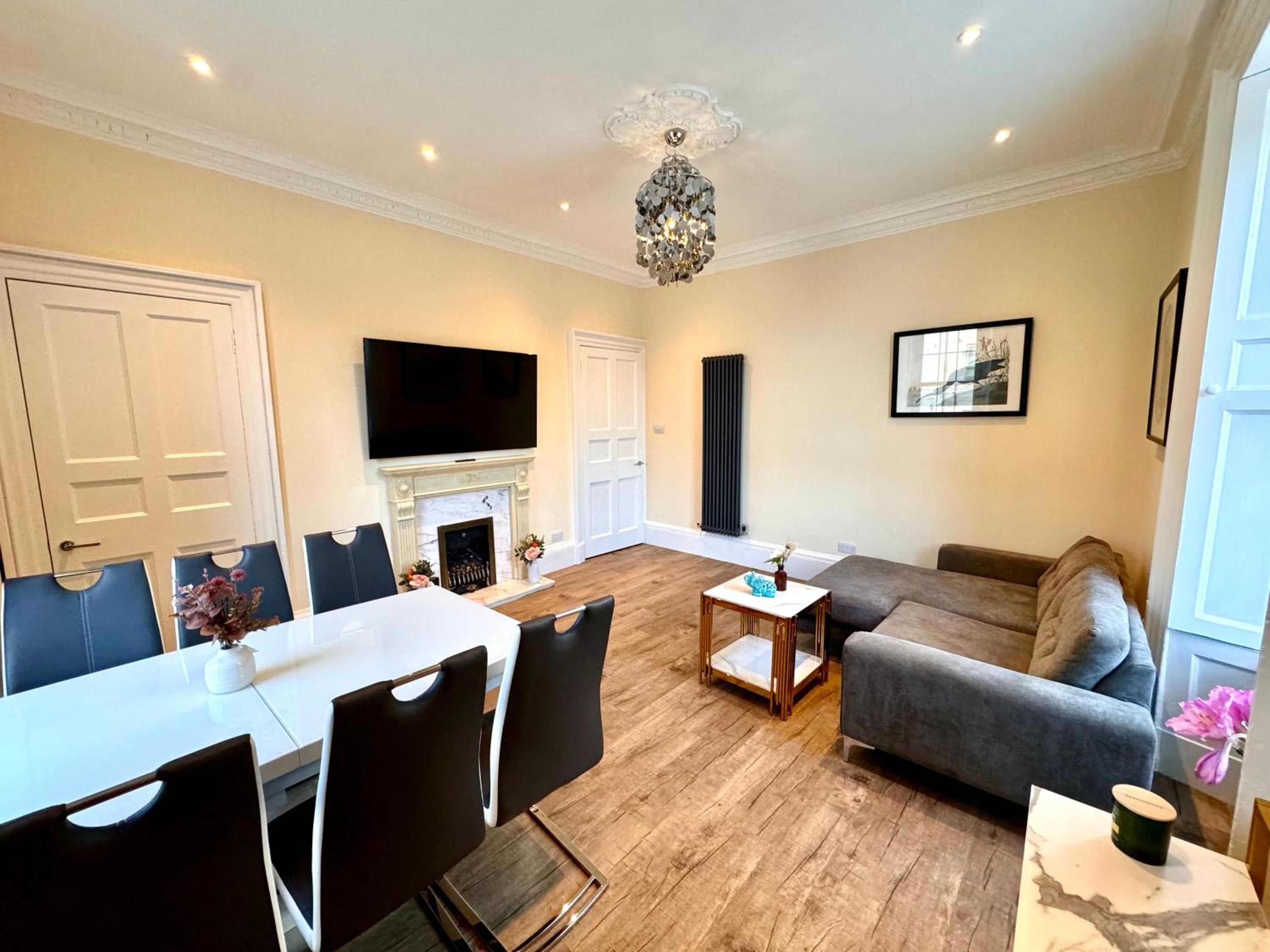 Three-Bedroom Superior Apartment
