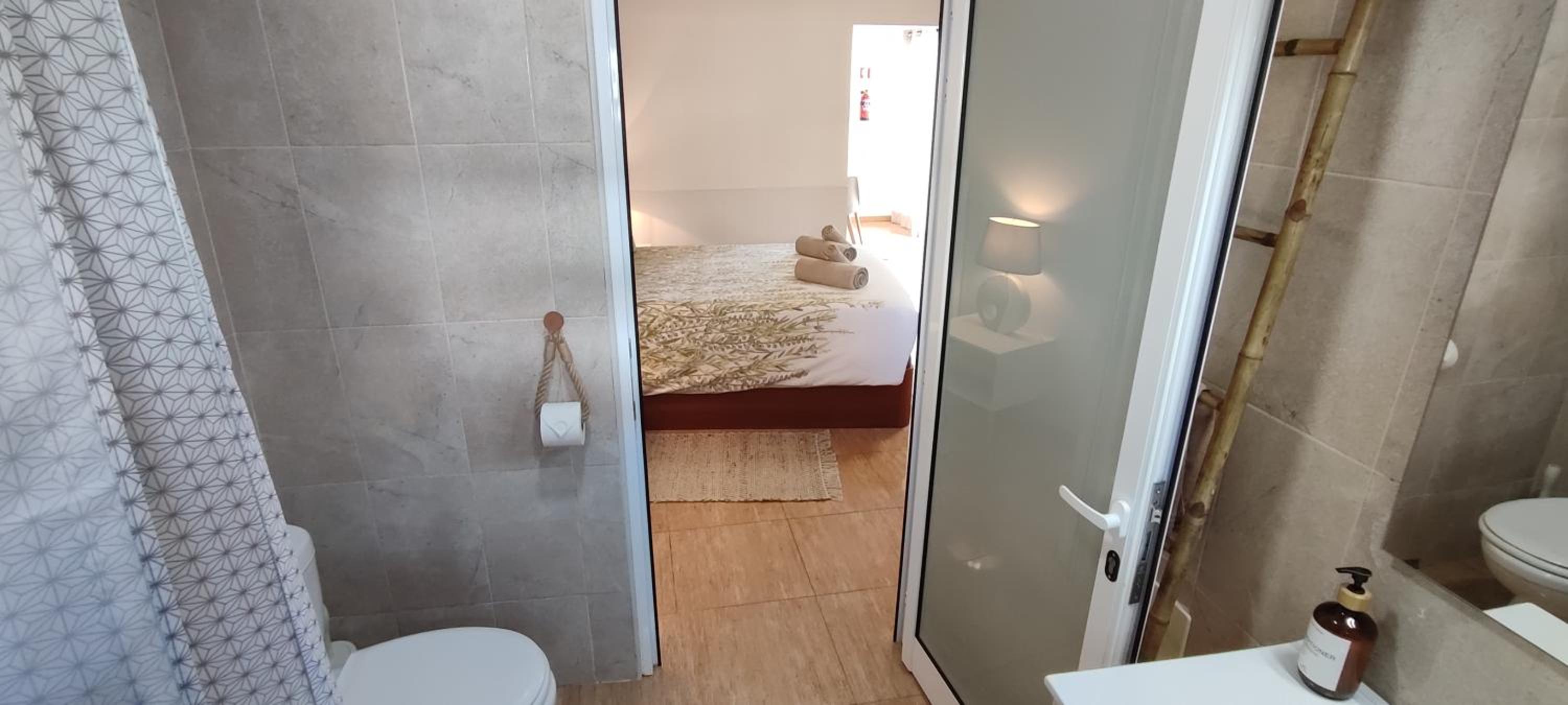 Apartment with Terrace photo 3
