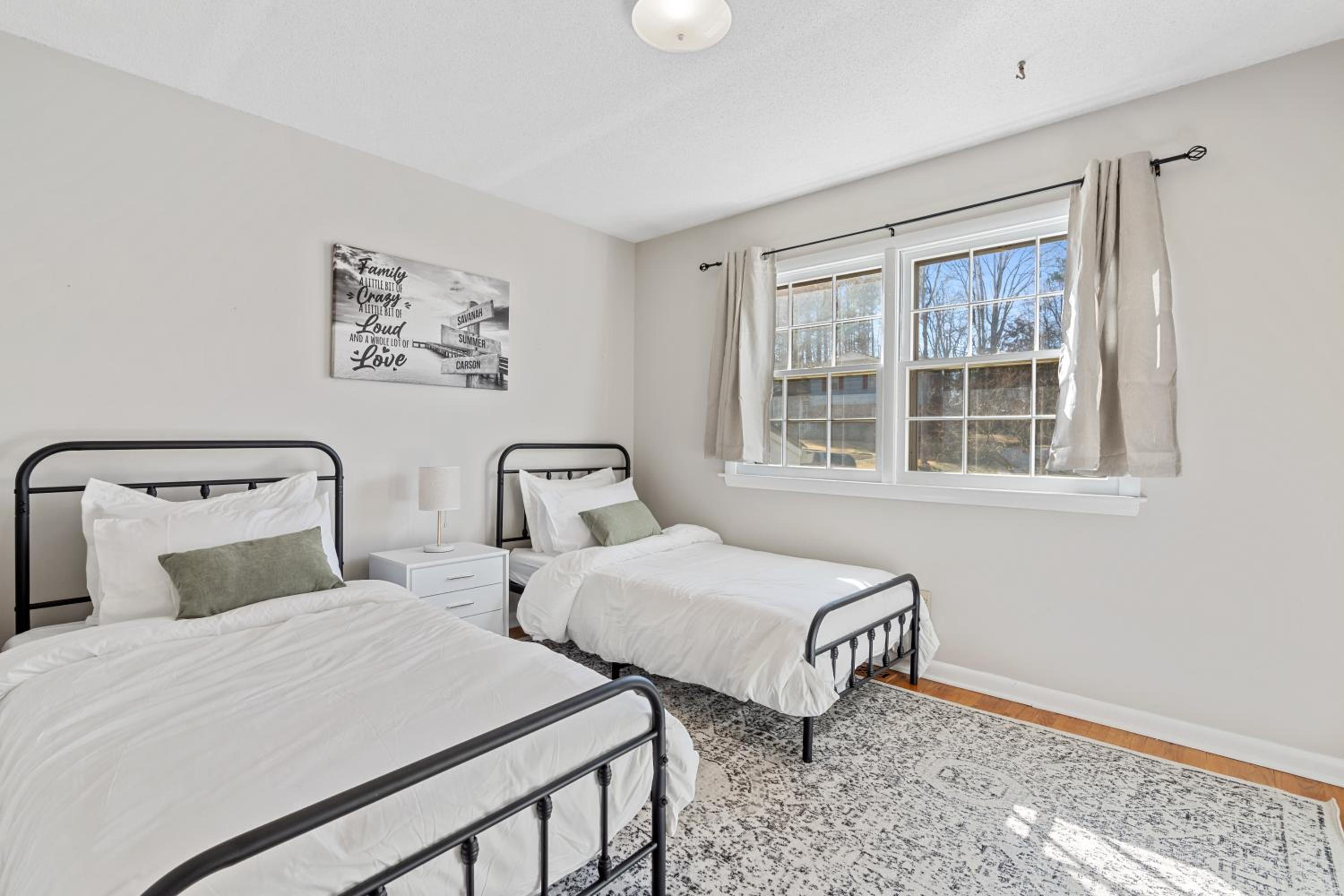Four-Bedroom House photo 1