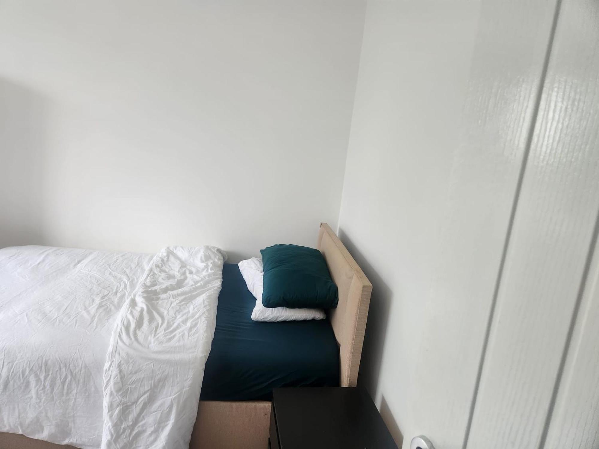 Deluxe Double Room With Shower photo 2