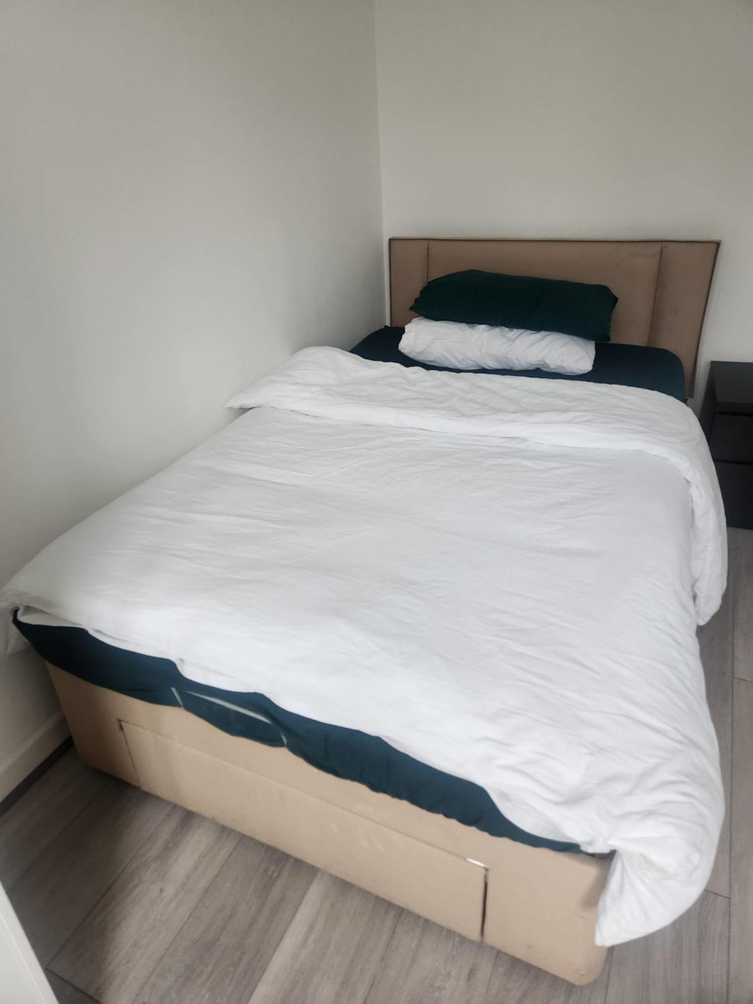 Deluxe Double Room With Shower photo 1