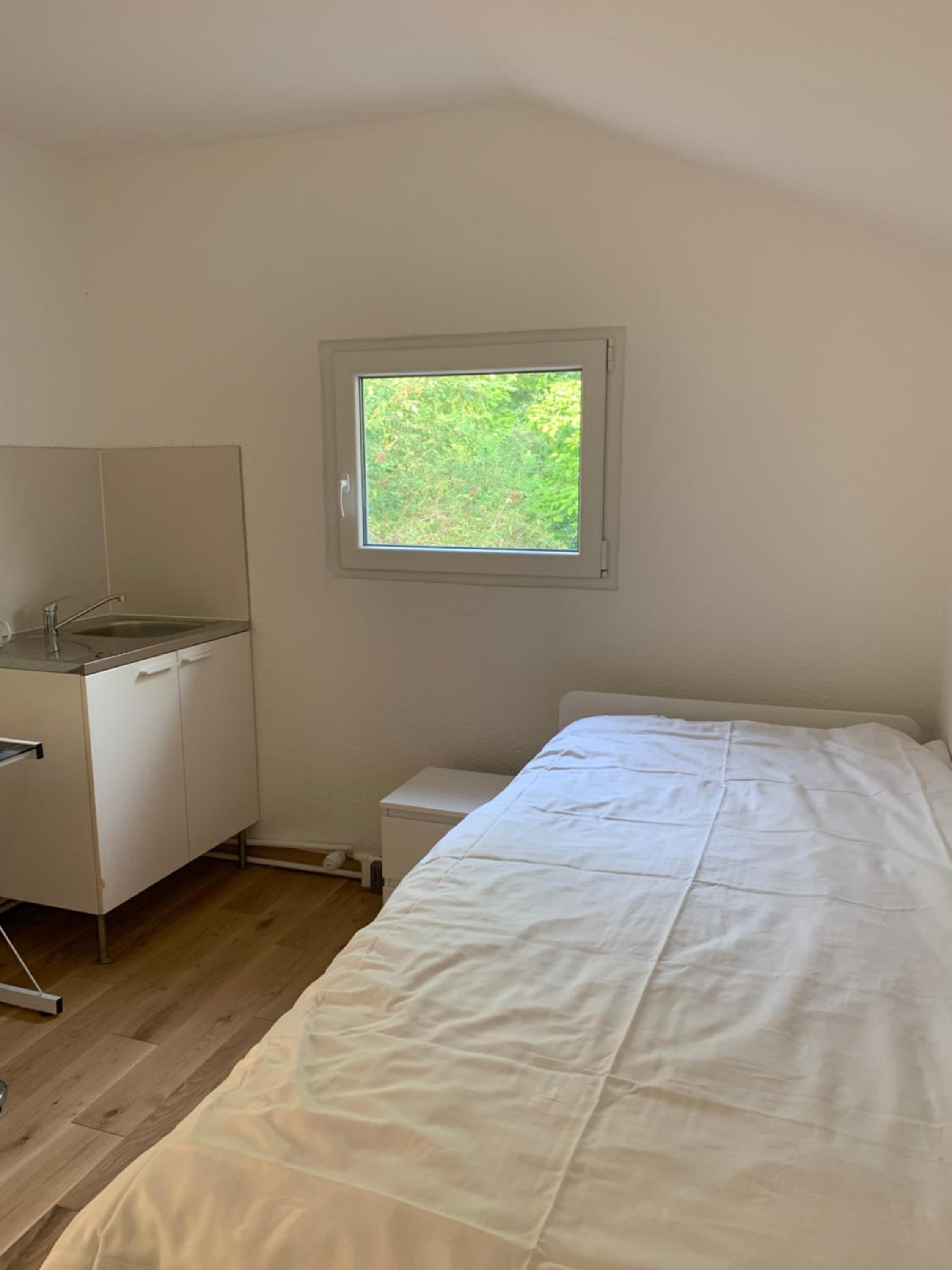 Single Room photo 2