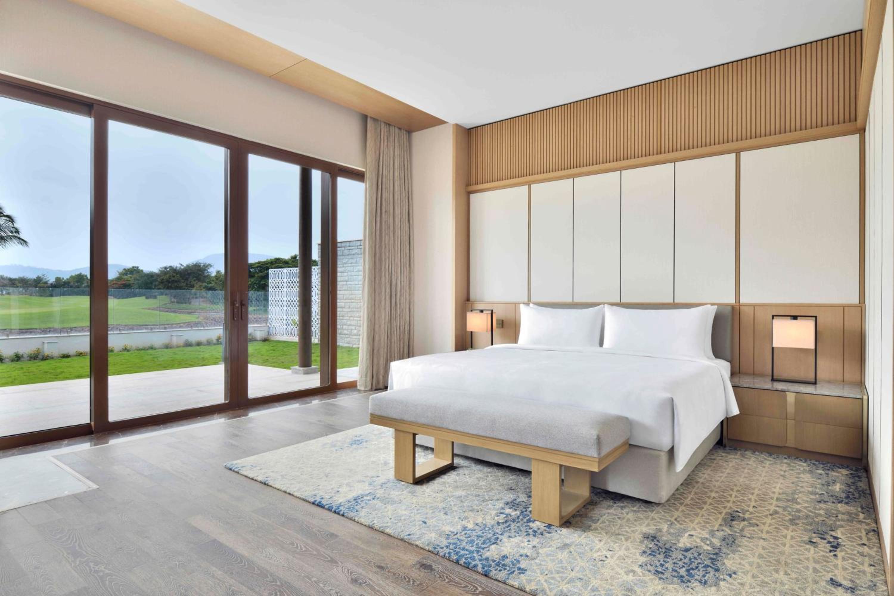 Garden Villa with Golf View - Club Lounge Access Garden Villa with Golf View - Club Lounge Access