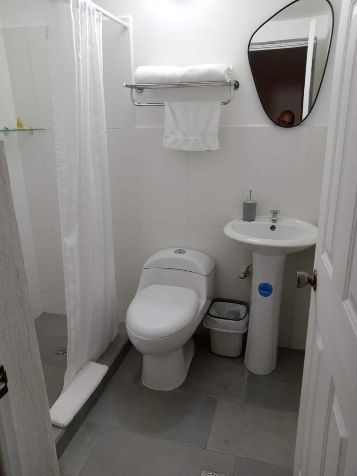 Double Room - Photo 4