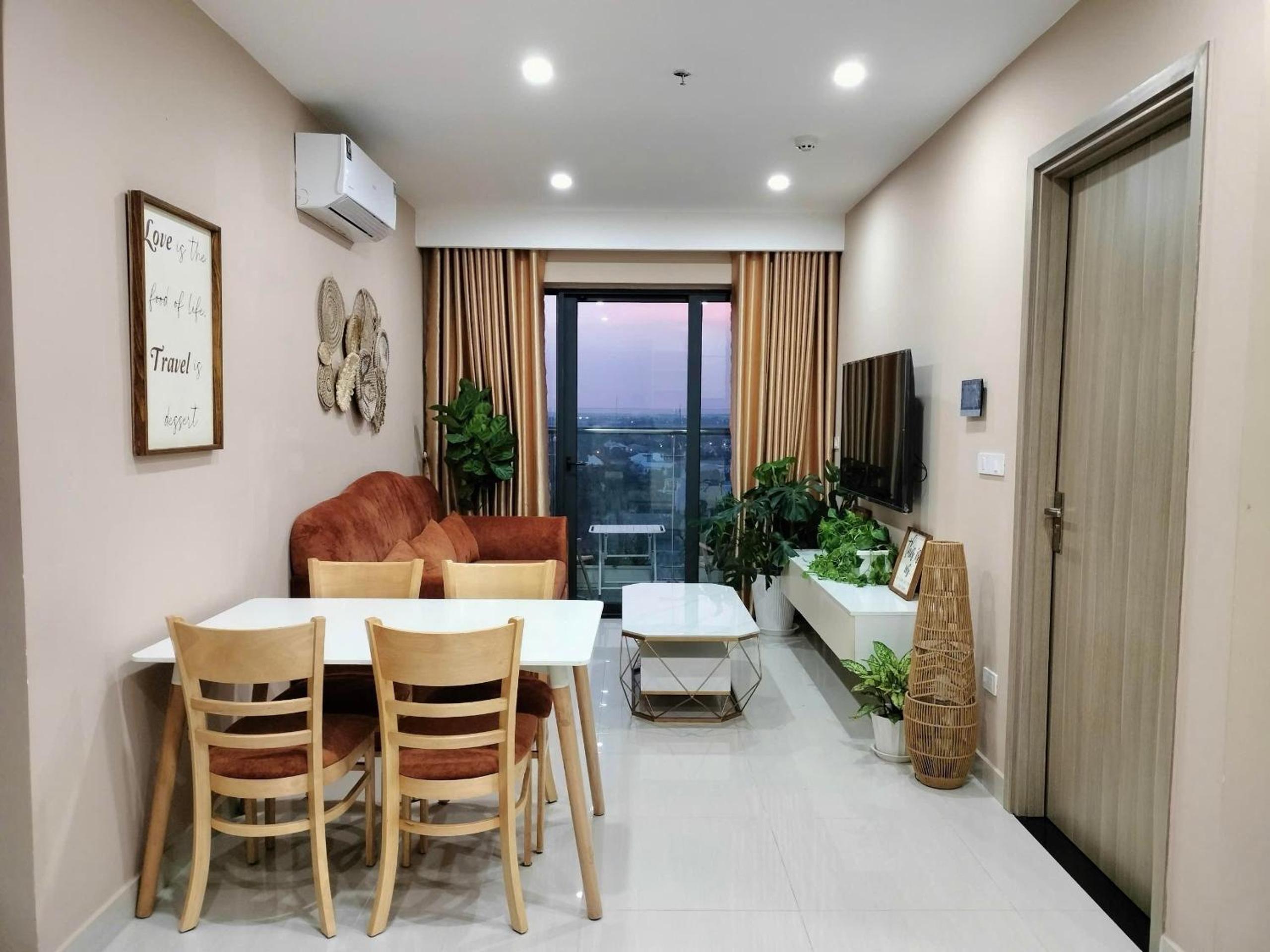 Two-Bedroom Apartment with City View photo 1
