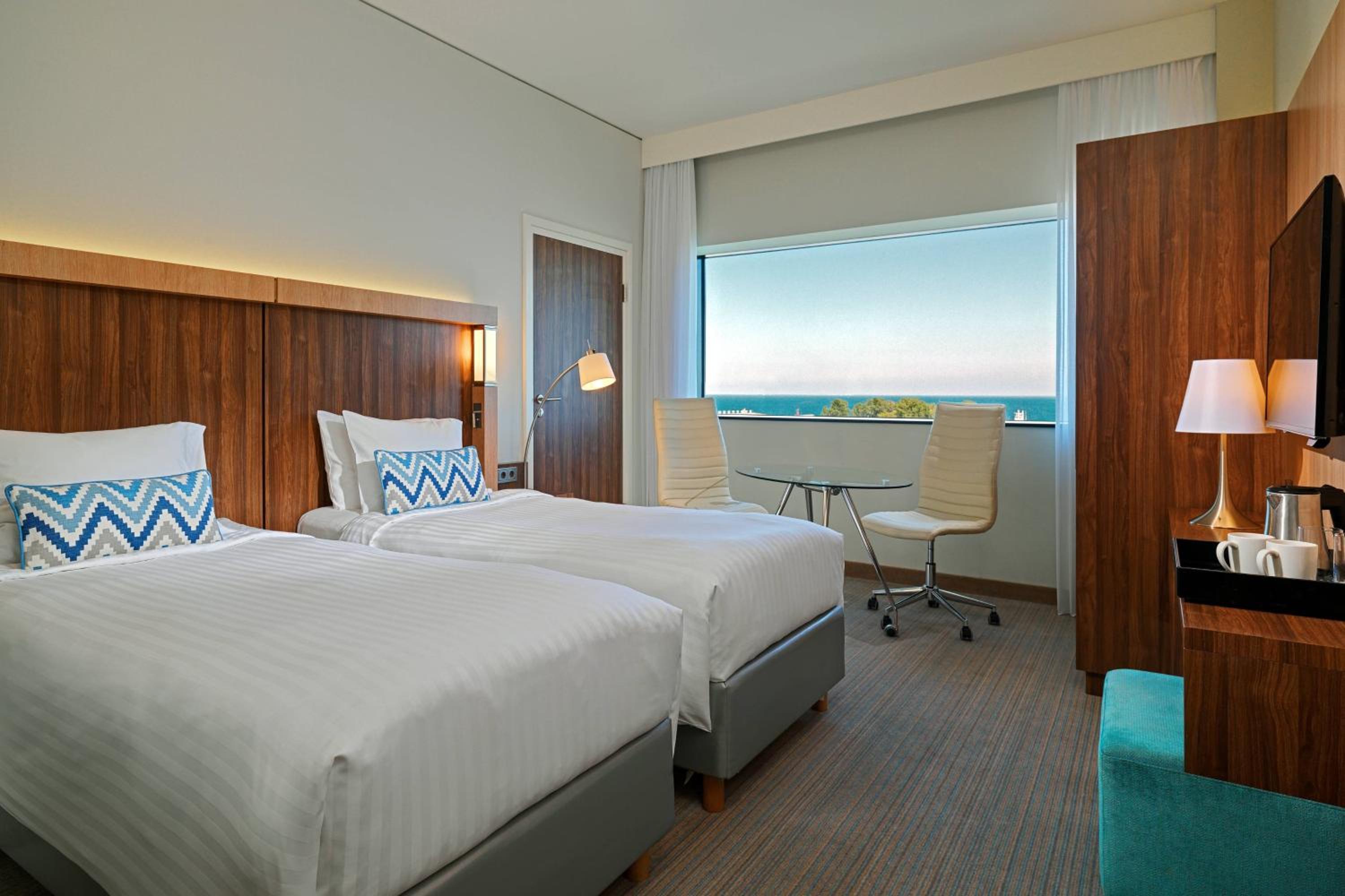 Guest room, 2 Twin/Single Bed(s), Sea view