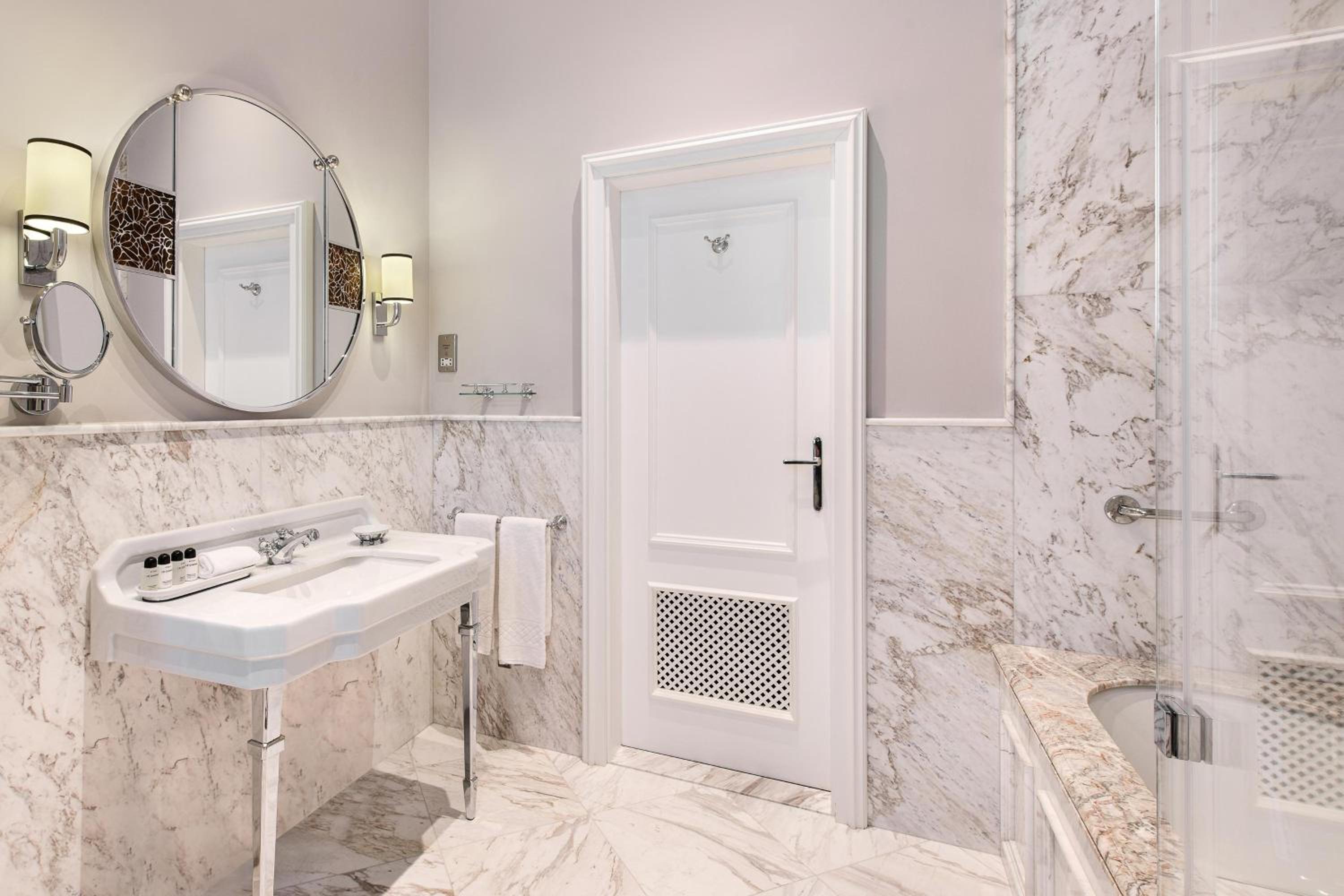 Executive, Guest room, 1 King