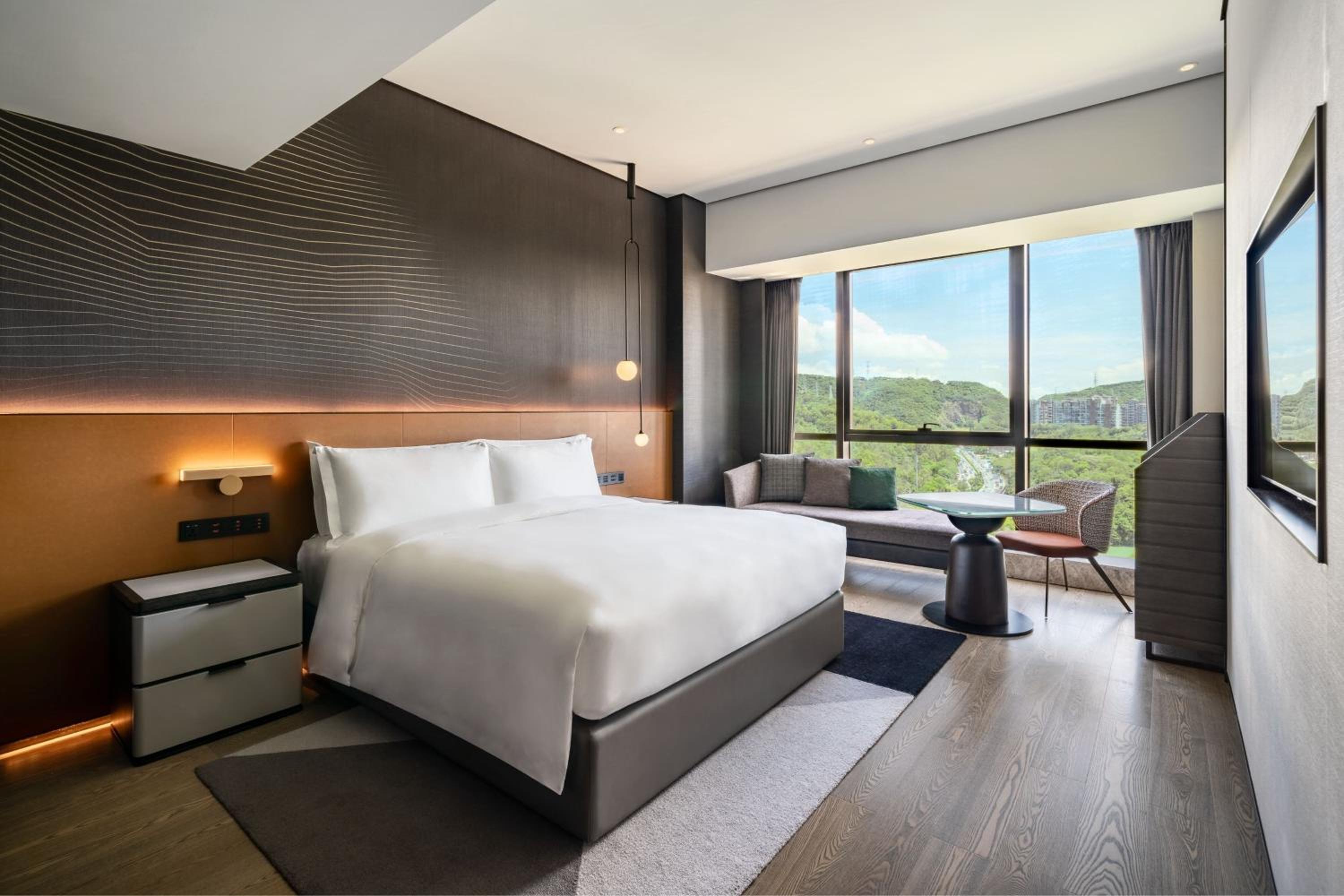 King Room with Park View photo 2