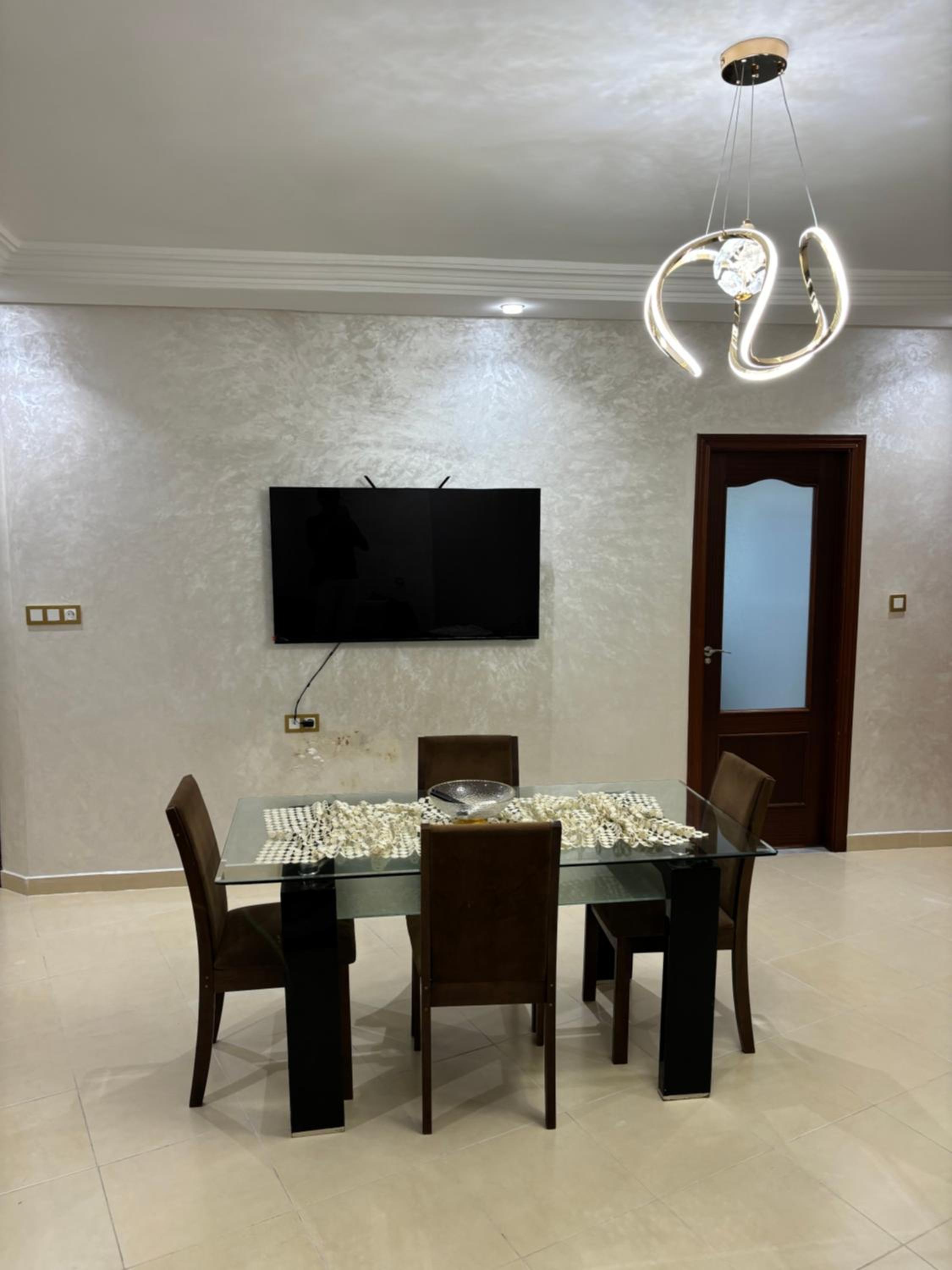One-Bedroom Apartment with Bay View photo 3