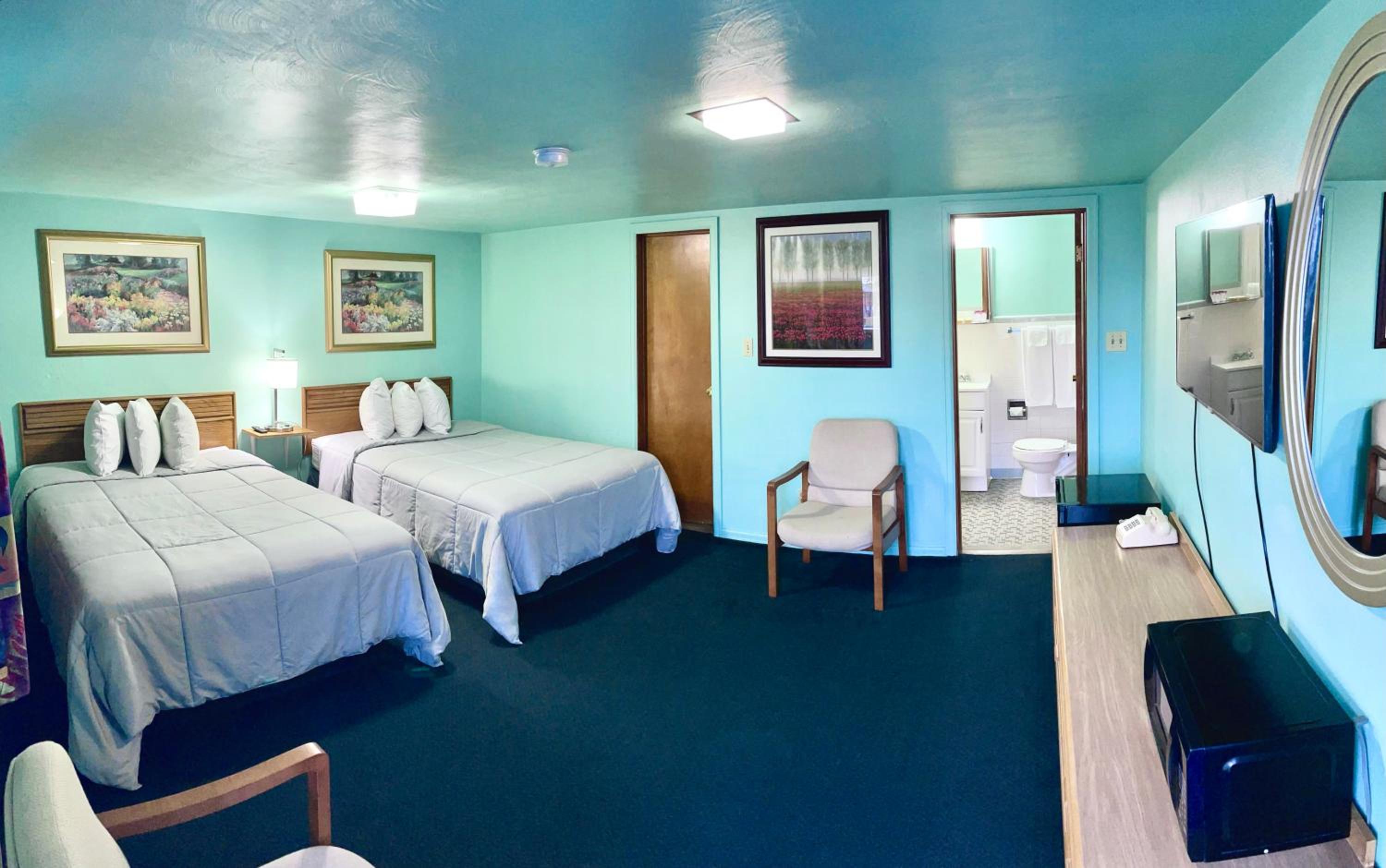 Standard Double Room - Non-Smoking  - Photo 5