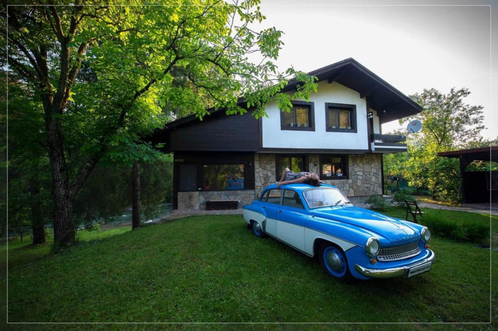 Villa photo 1