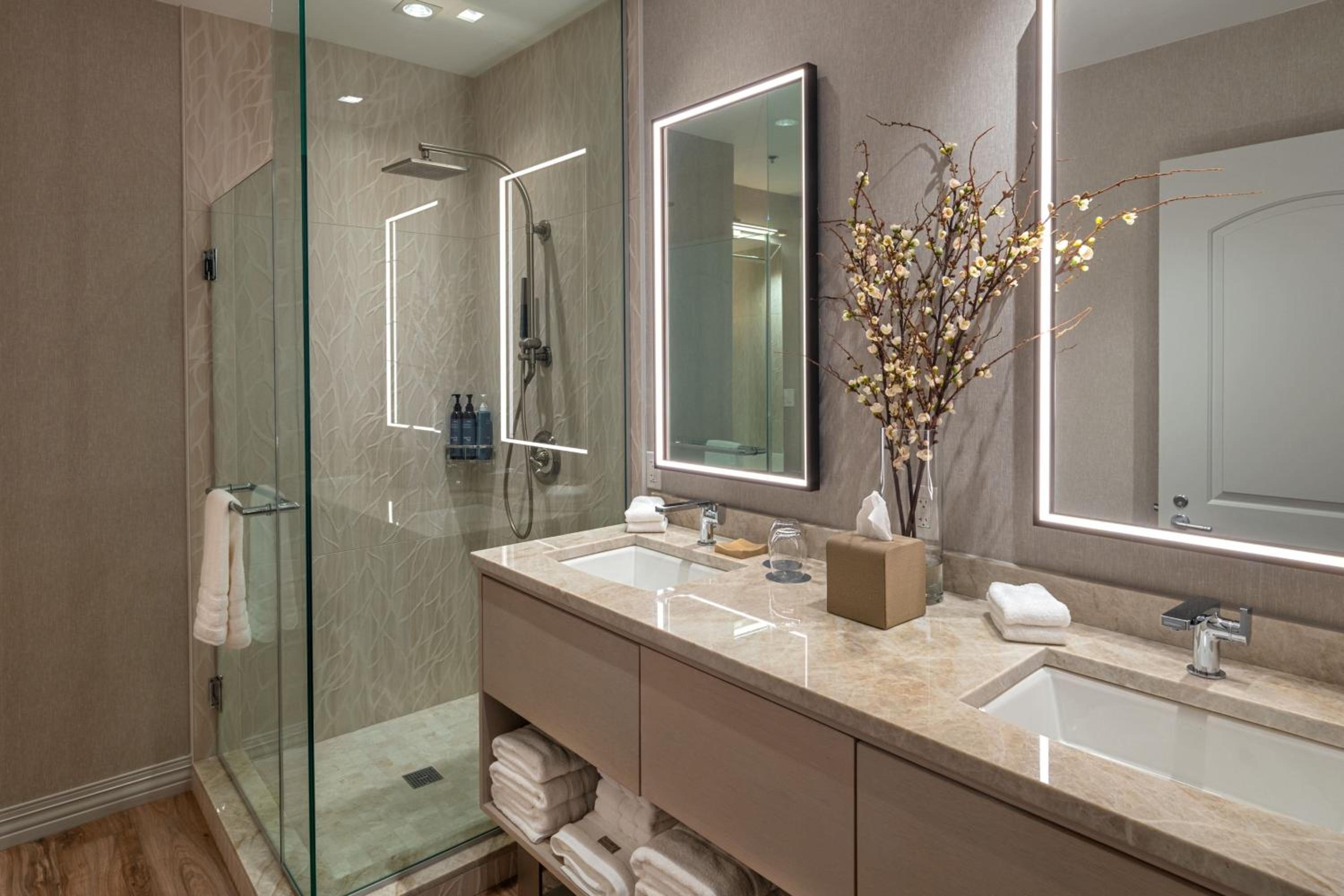 Chairman Suite, 1 Bedroom Presidential Suite photo 3