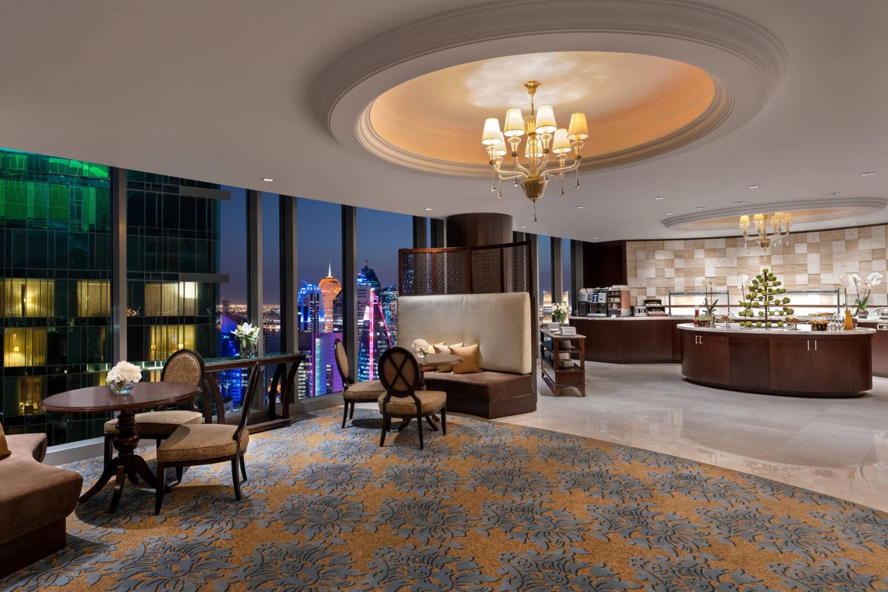 Executive King Room, Executive lounge access, Beach access - Photo 1