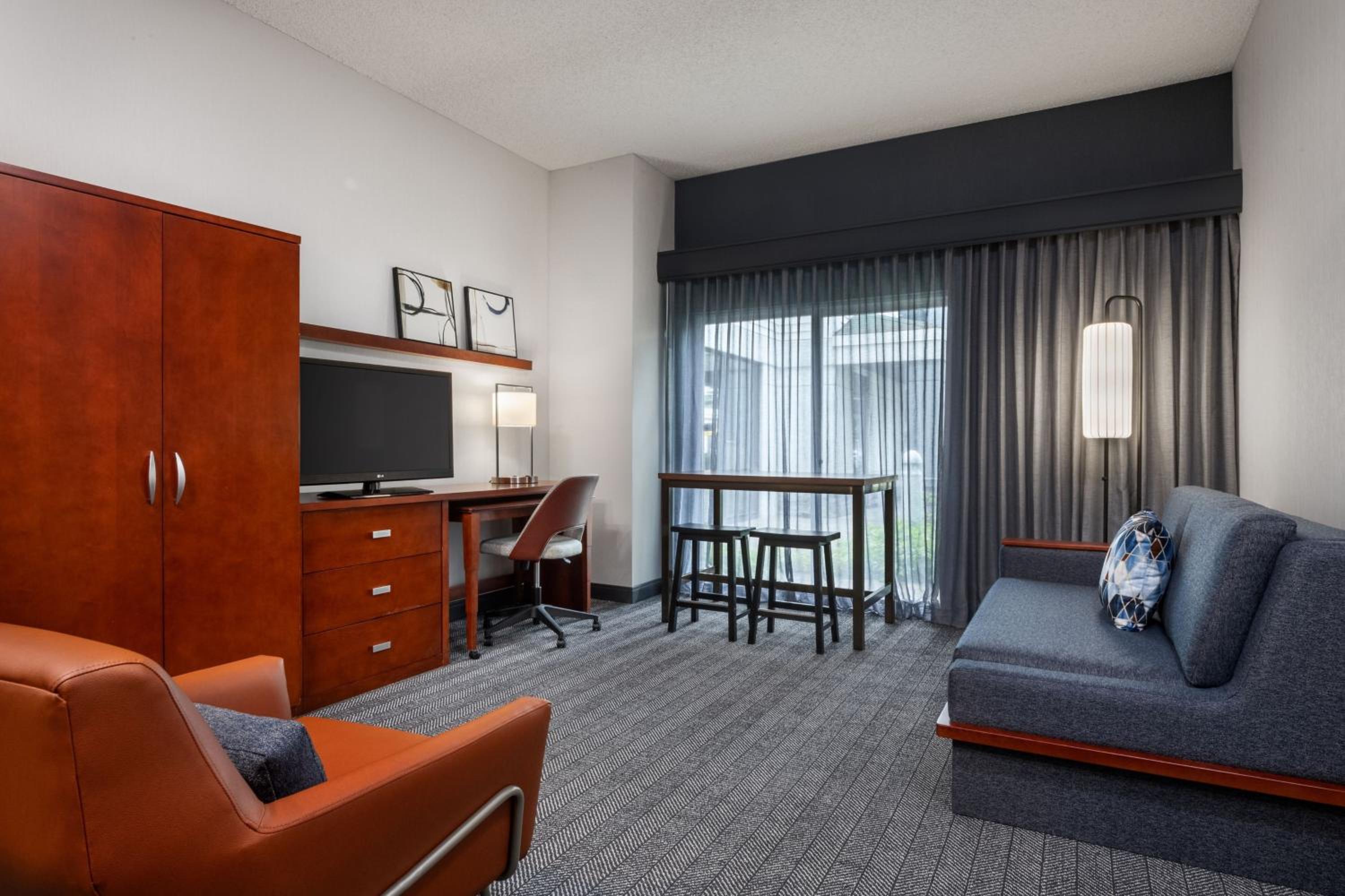 King Suite with Sofa Bed - Photo 2