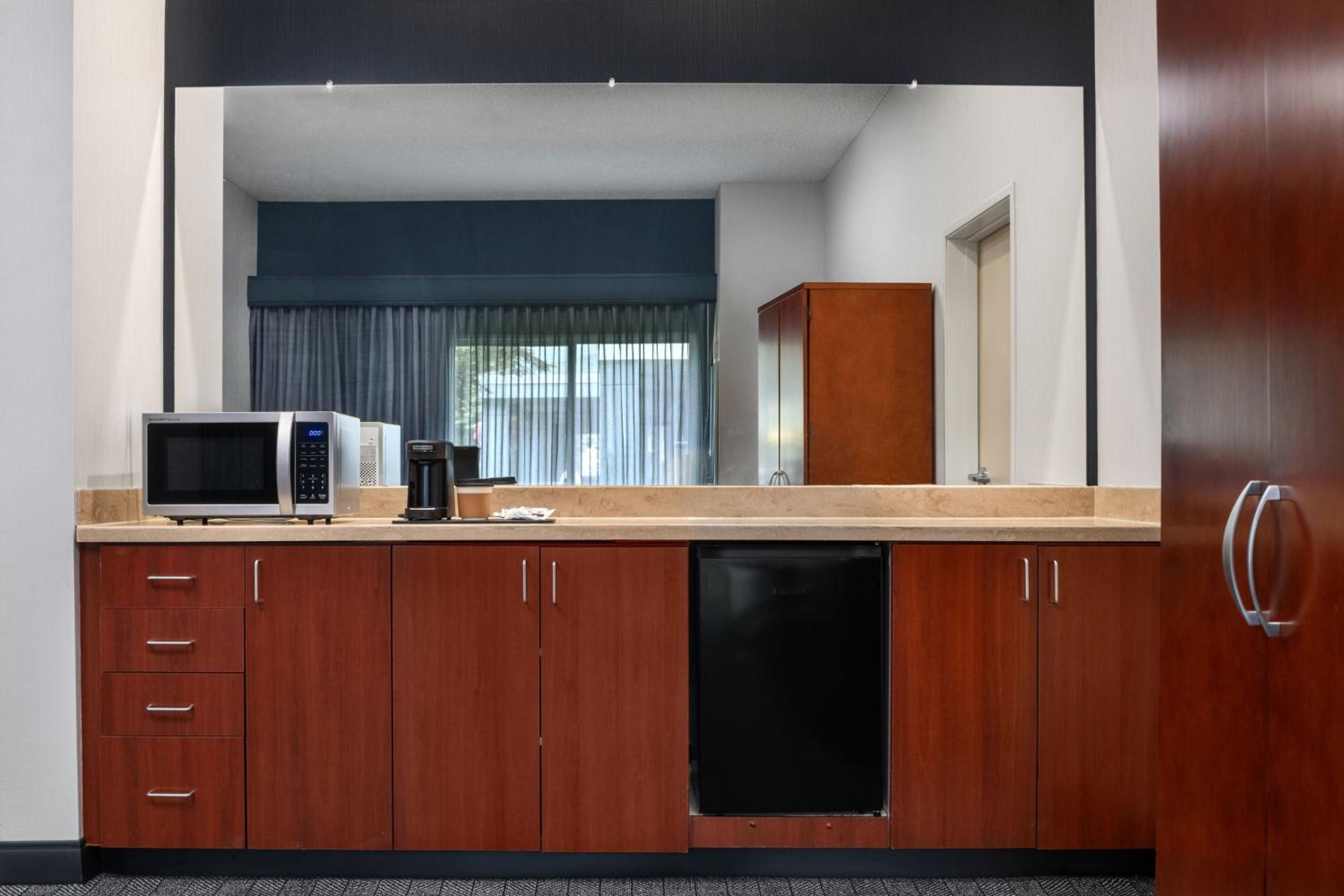 King Suite with Sofa Bed - Photo 3