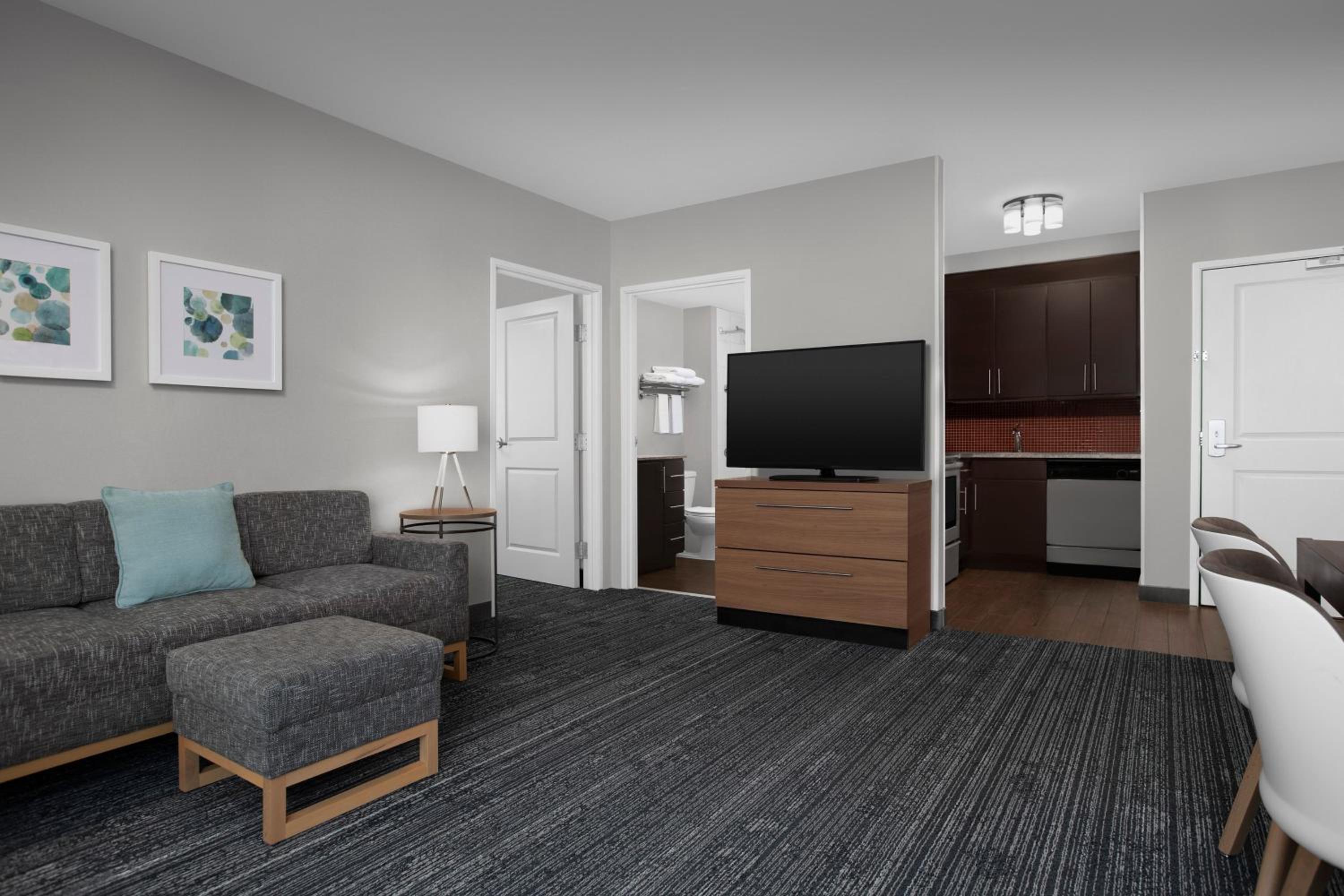One-Bedroom King Suite - Photo 1
