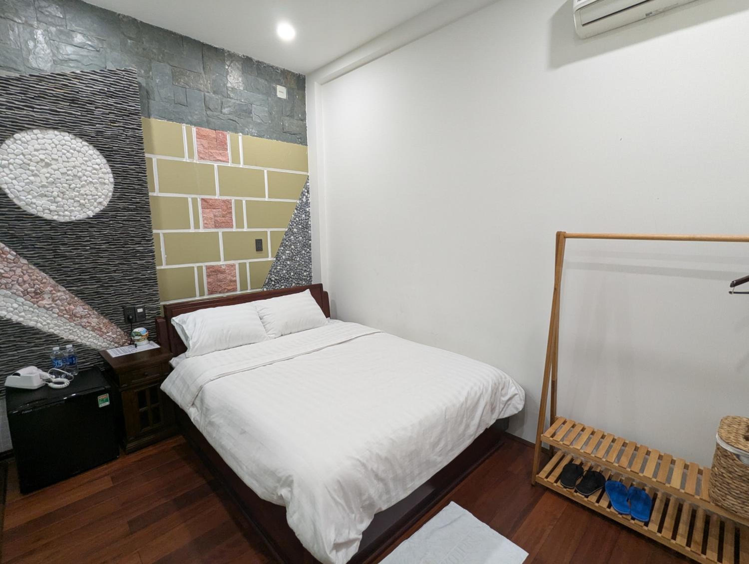 Deluxe Room (1 adult + 1 child)
