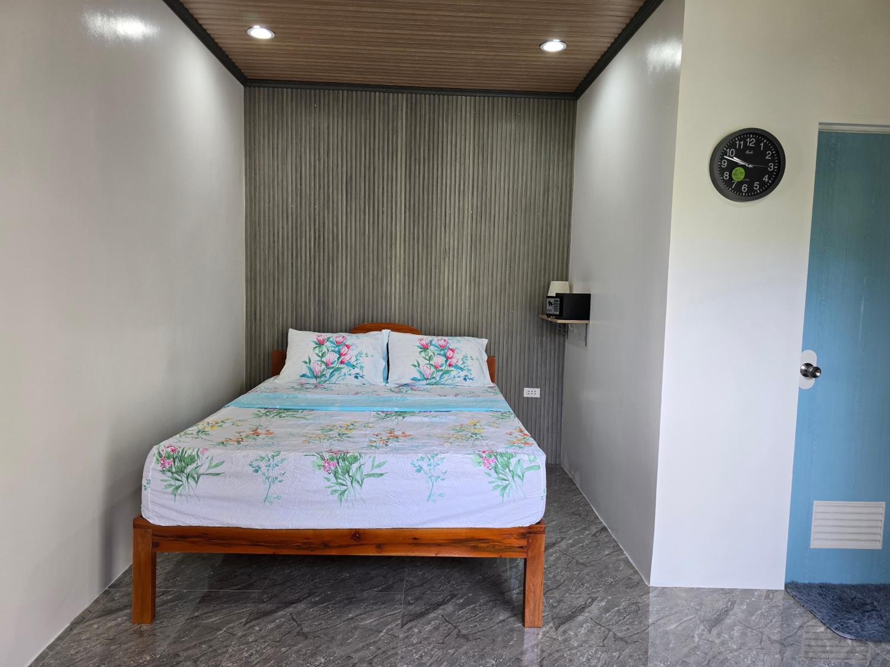 Deluxe Queen Room photo 1