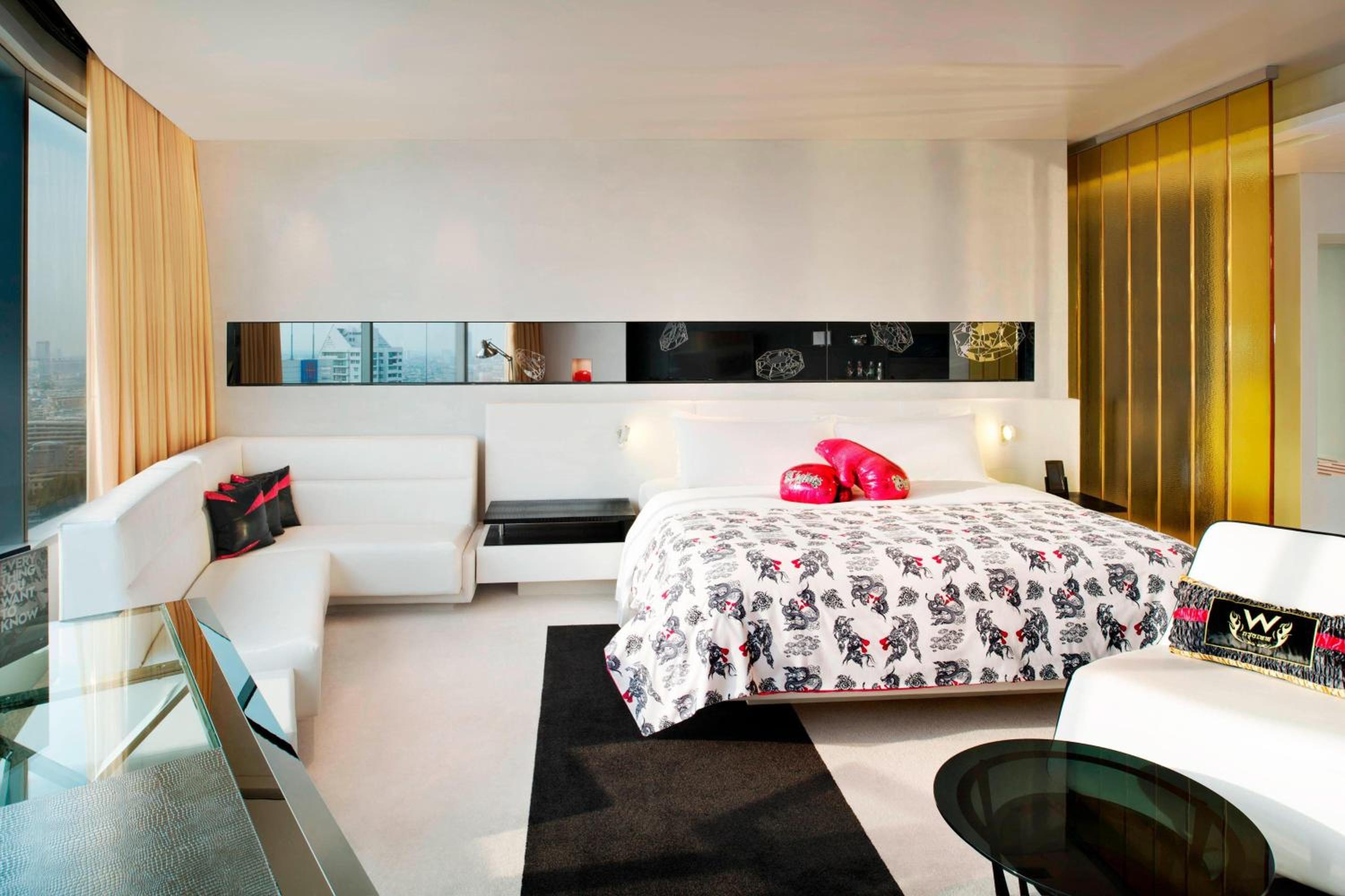 One-Bedroom King Studio Suite - High Floor
