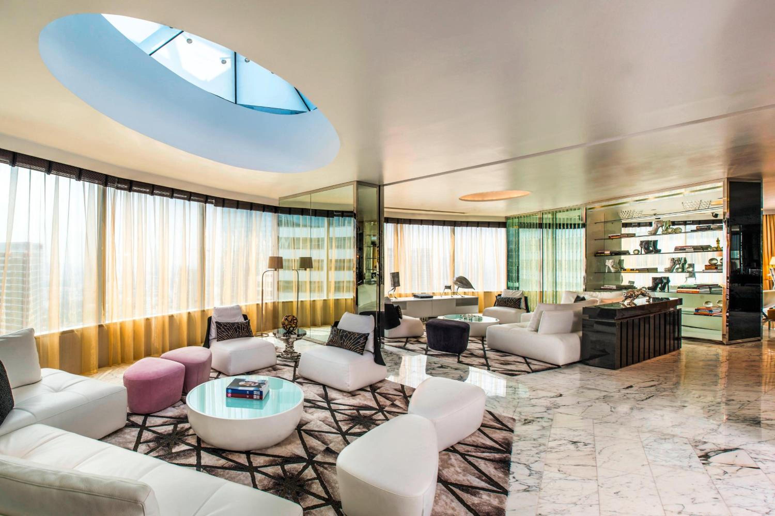 One-Bedroom Presidential Penthouse King Suite - Top Floor