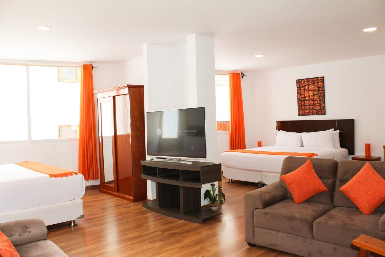 Deluxe Suite with Spa Bath