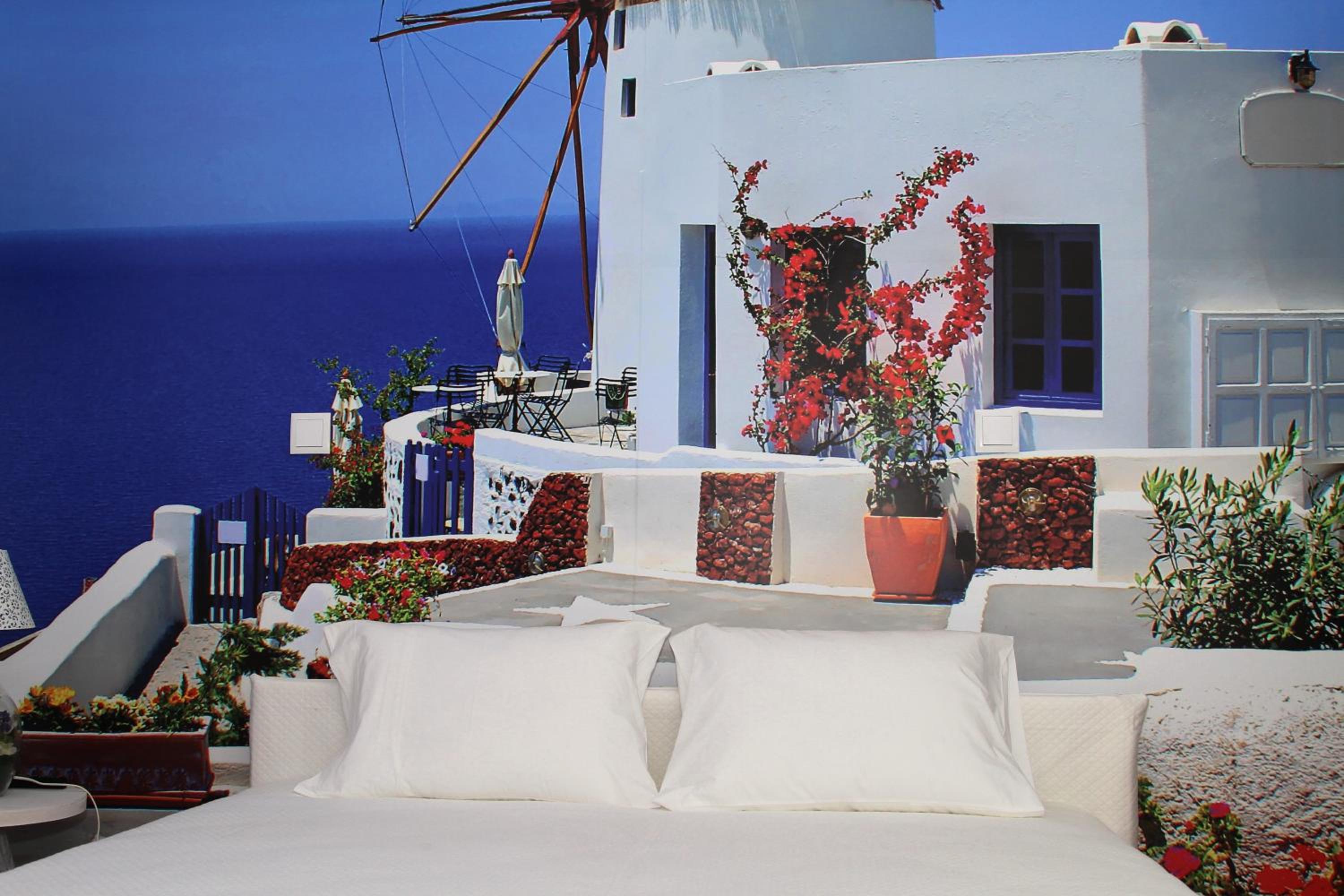 Deluxe Suite - Photo 3