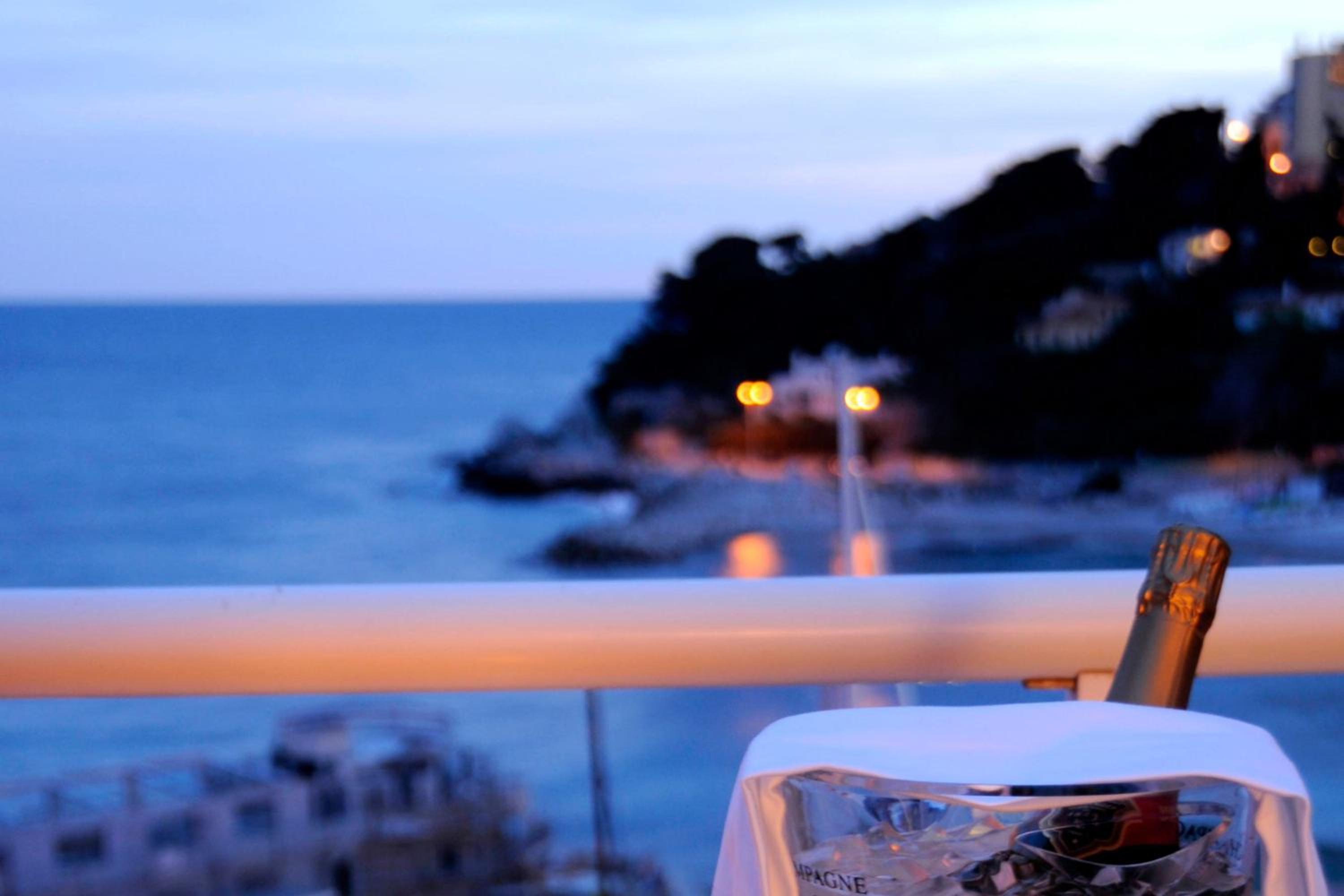 Panoramic Sea View Suite With Balcony
