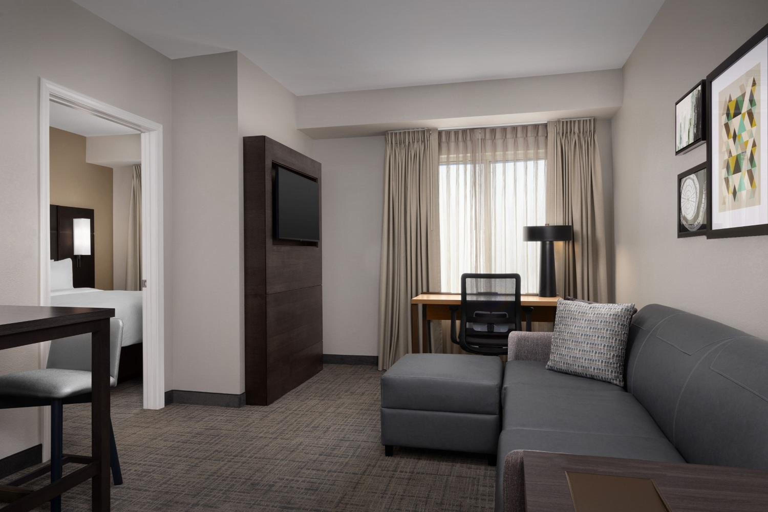 One-Bedroom Queen Suite with Sofa Bed - Photo 1