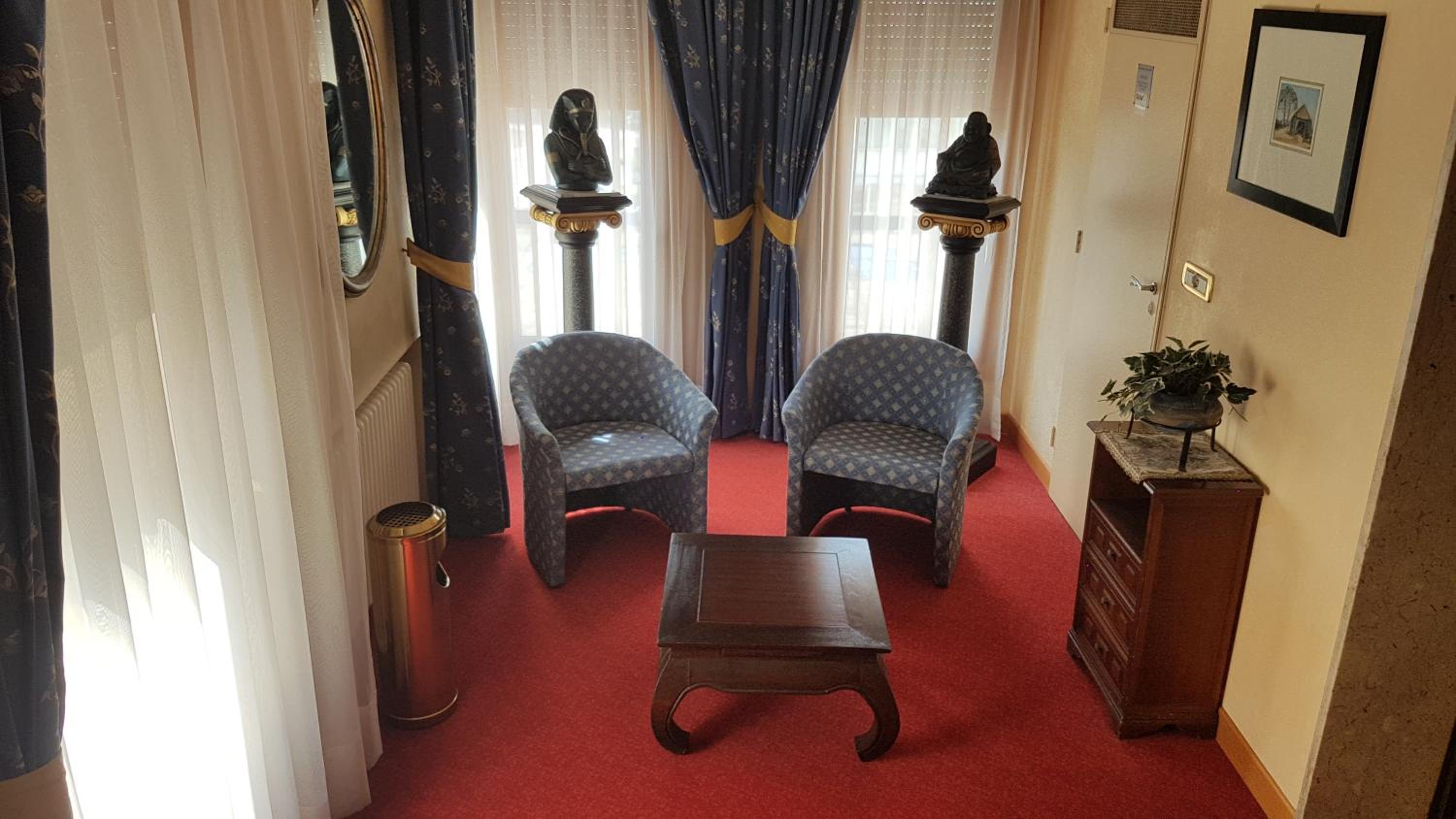 Deluxe Junior Suite photo 1