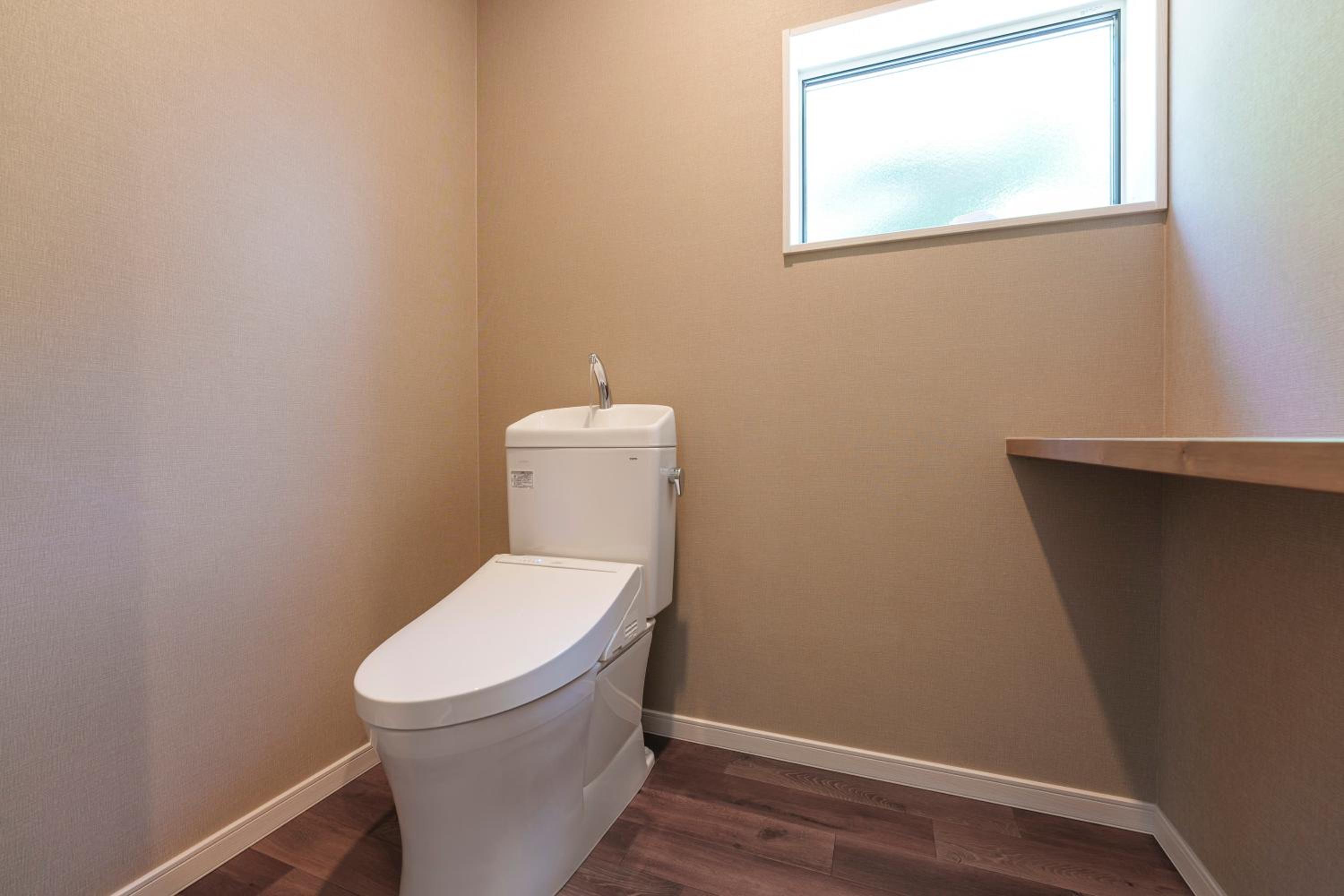 Four-Bedroom House photo 3